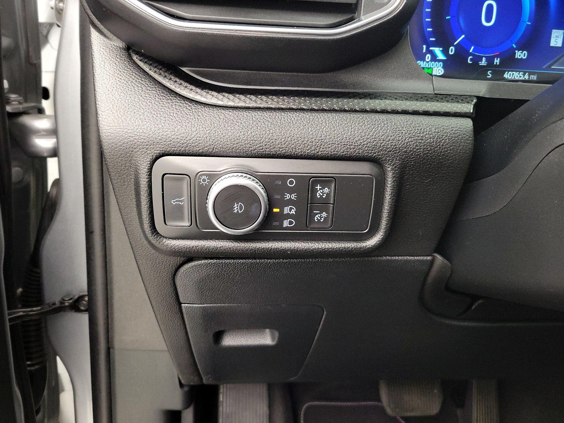 Thumbnail: 2021 Ford Explorer - 13