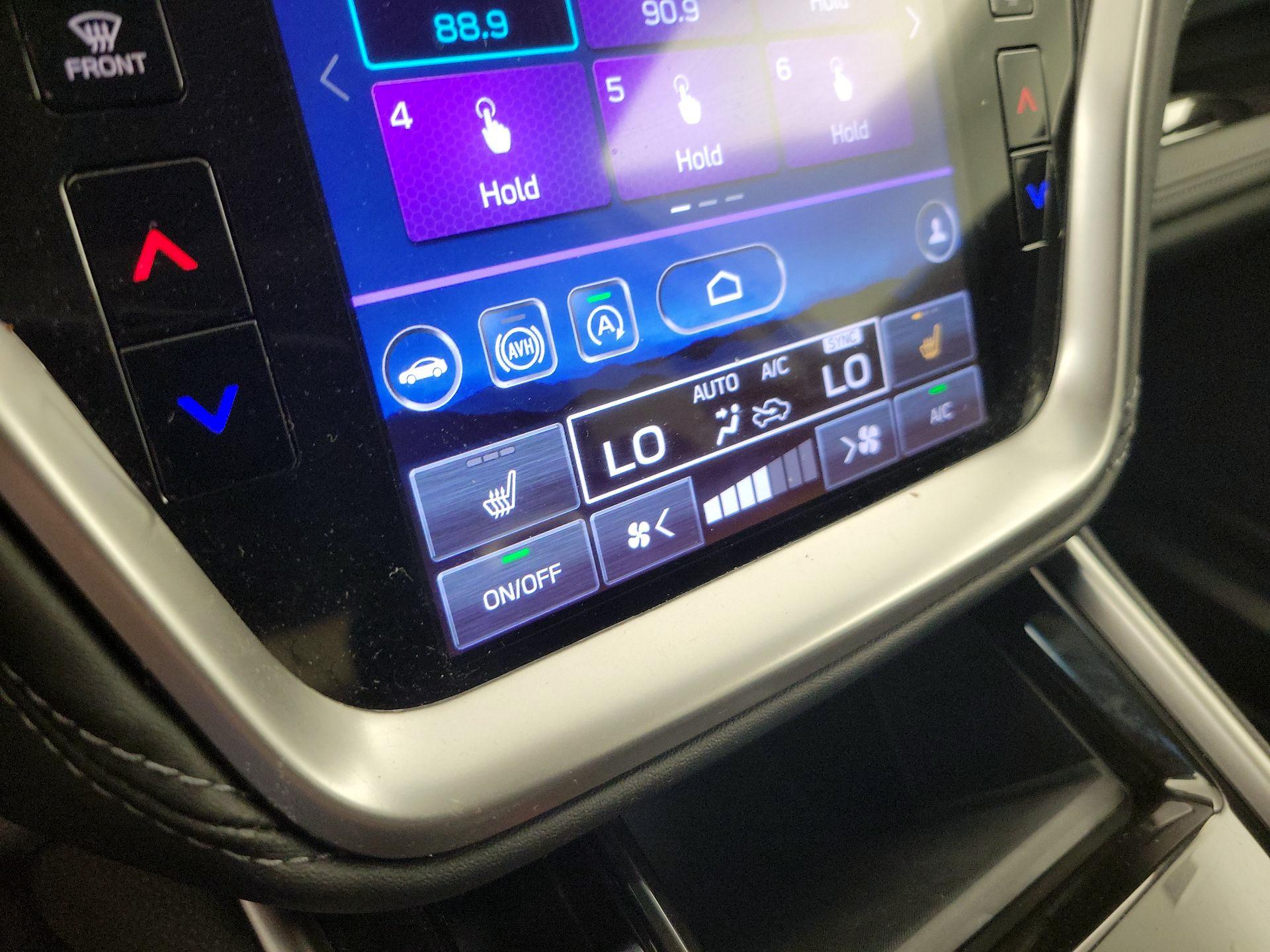 Thumbnail: 2022 Subaru Outback - 17