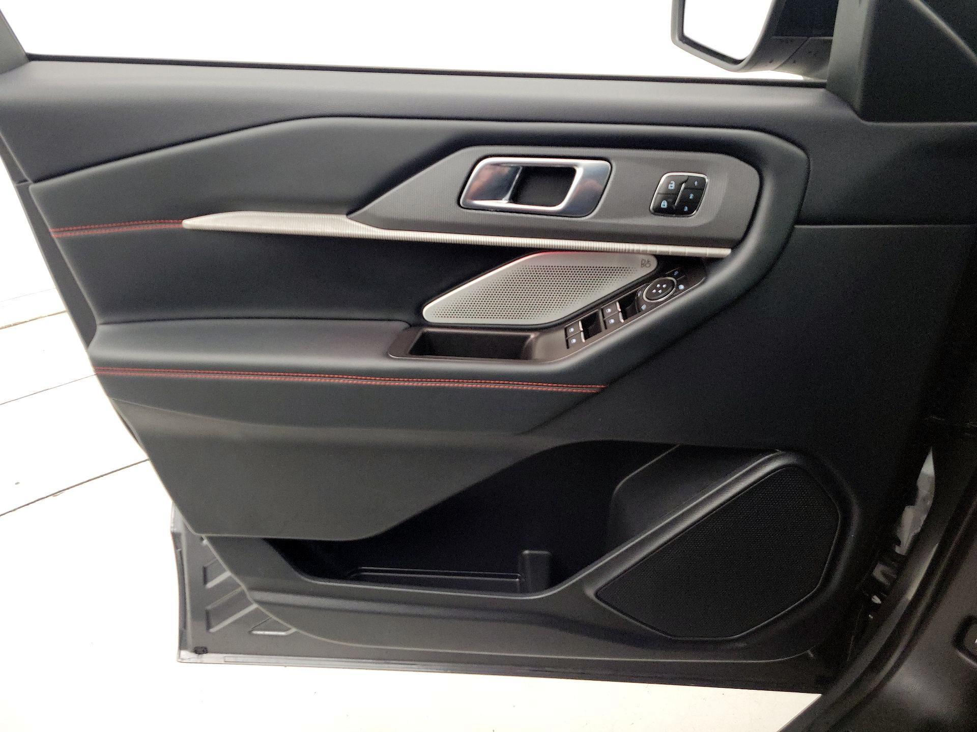 Thumbnail: 2025 Ford Explorer - 12