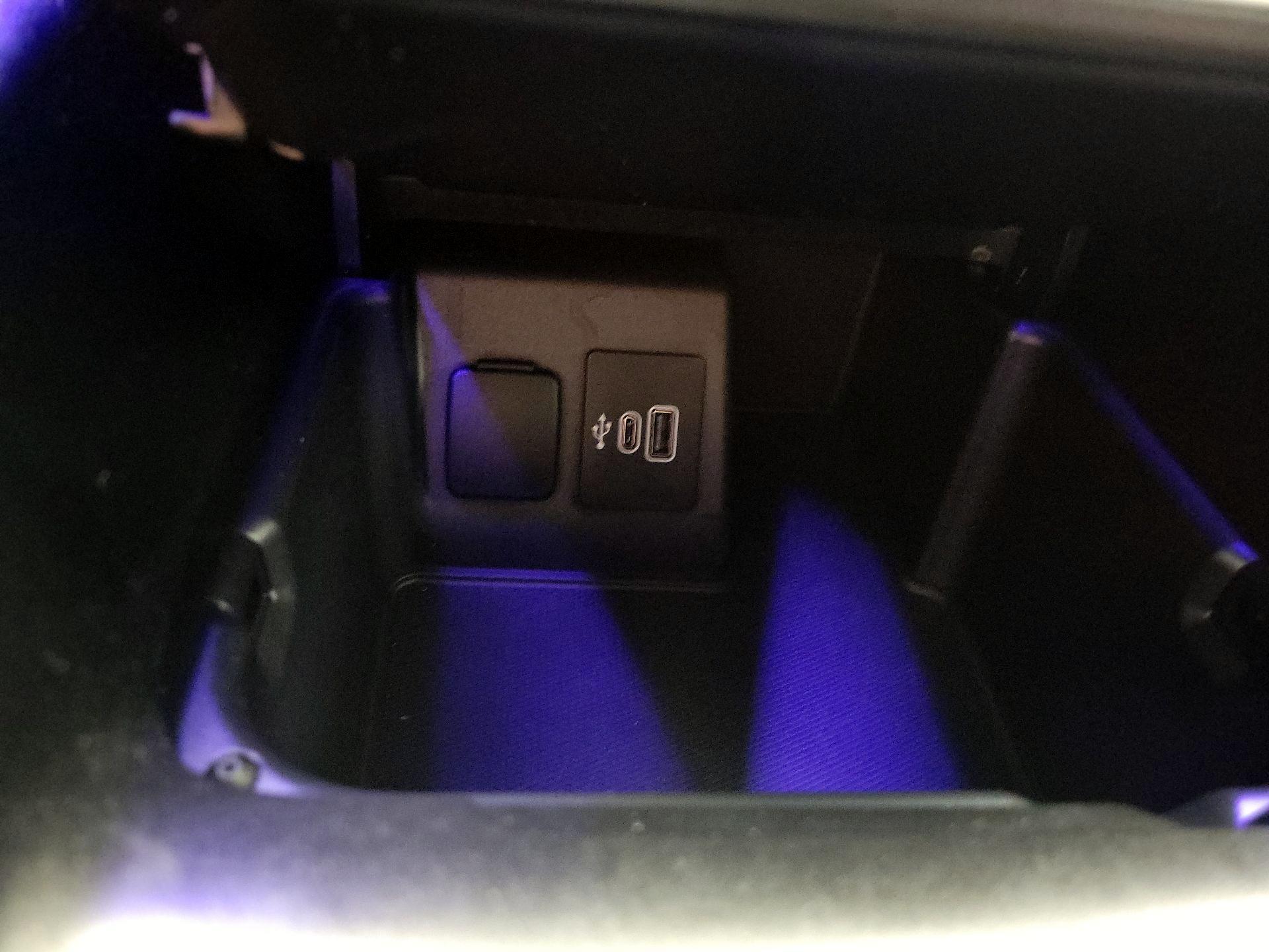 Thumbnail: 2025 Ford Explorer - 18