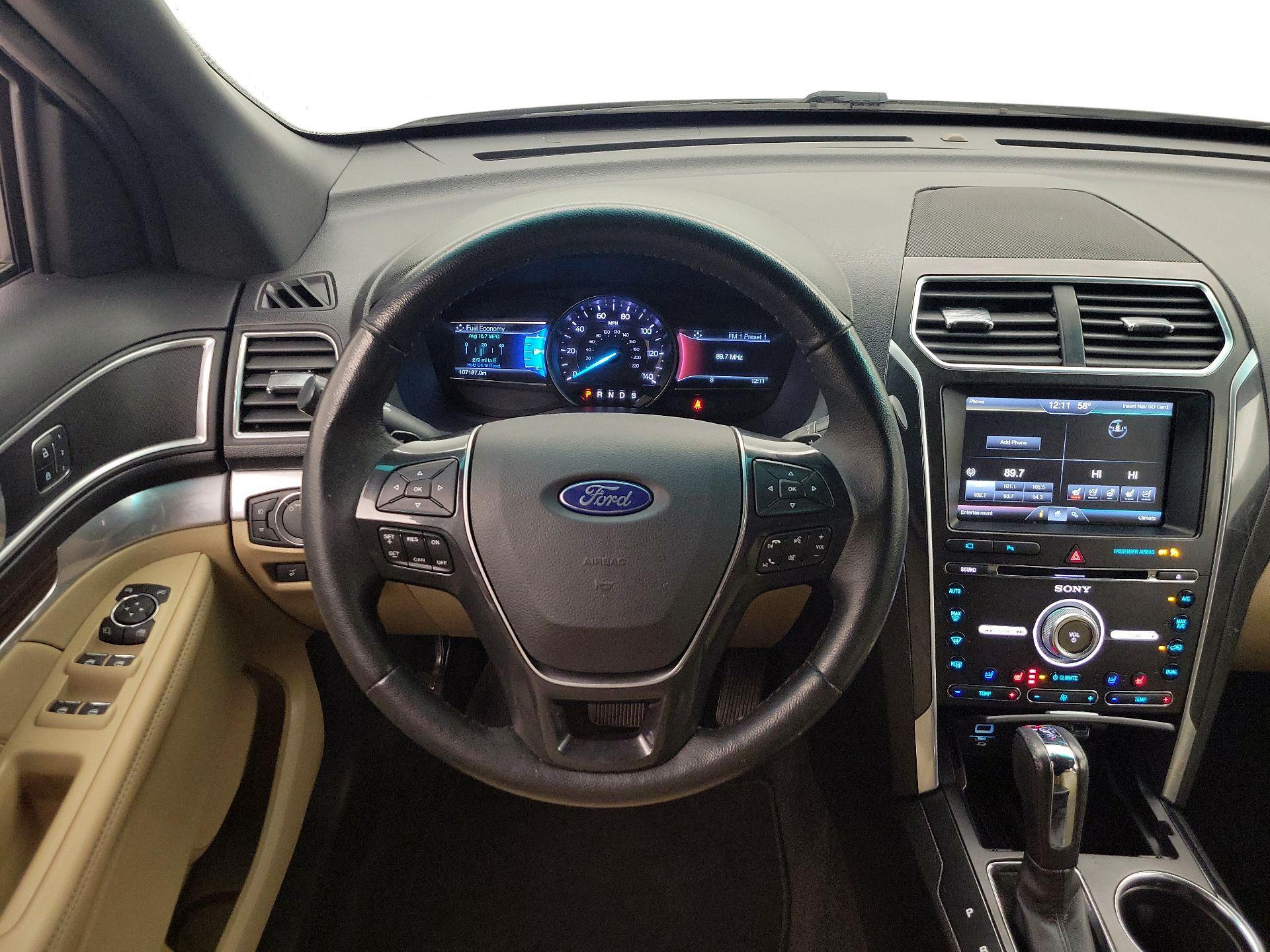 Thumbnail: 2016 Ford Explorer - 10