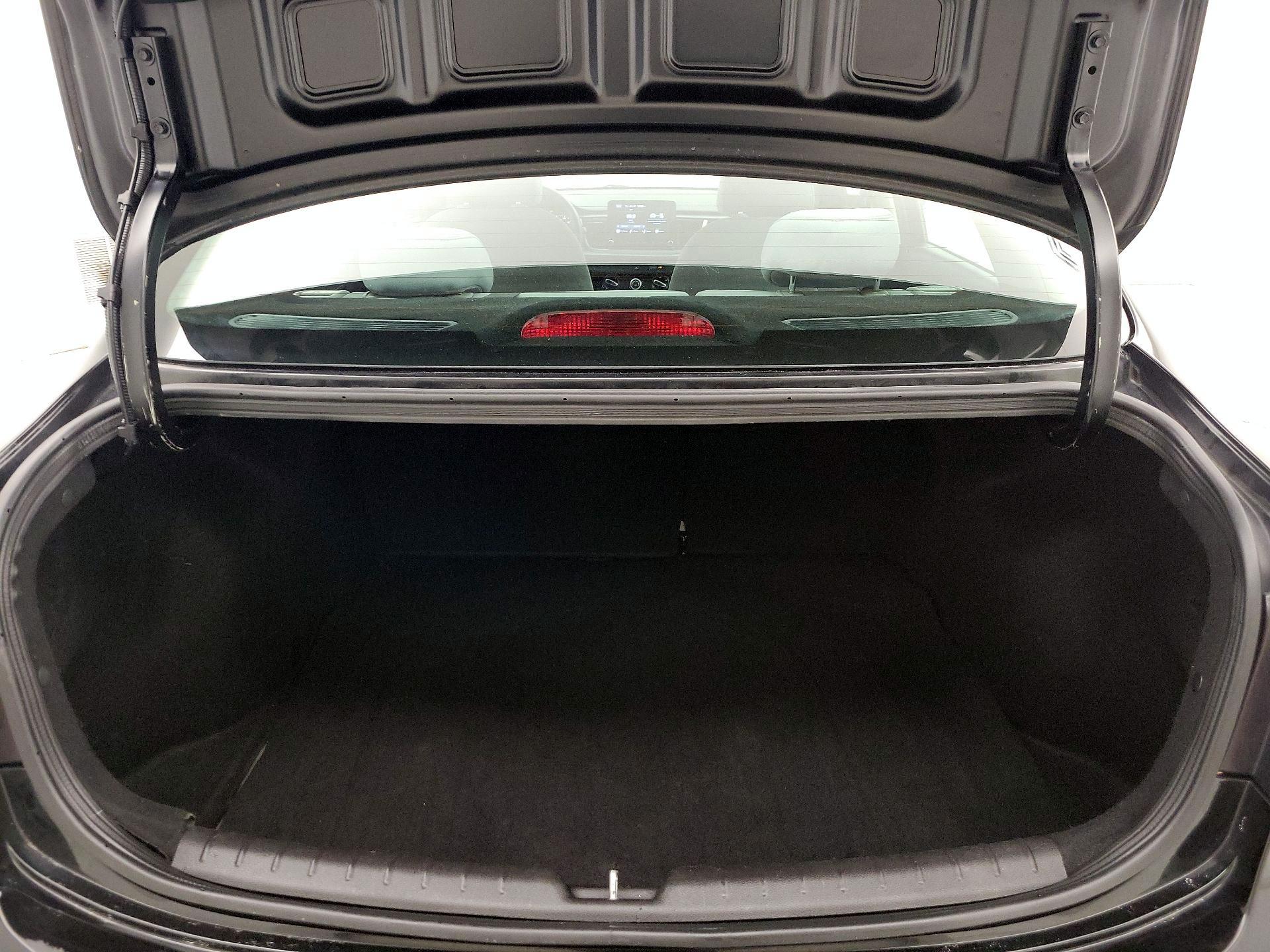 Thumbnail: 2022 Kia Rio - 19