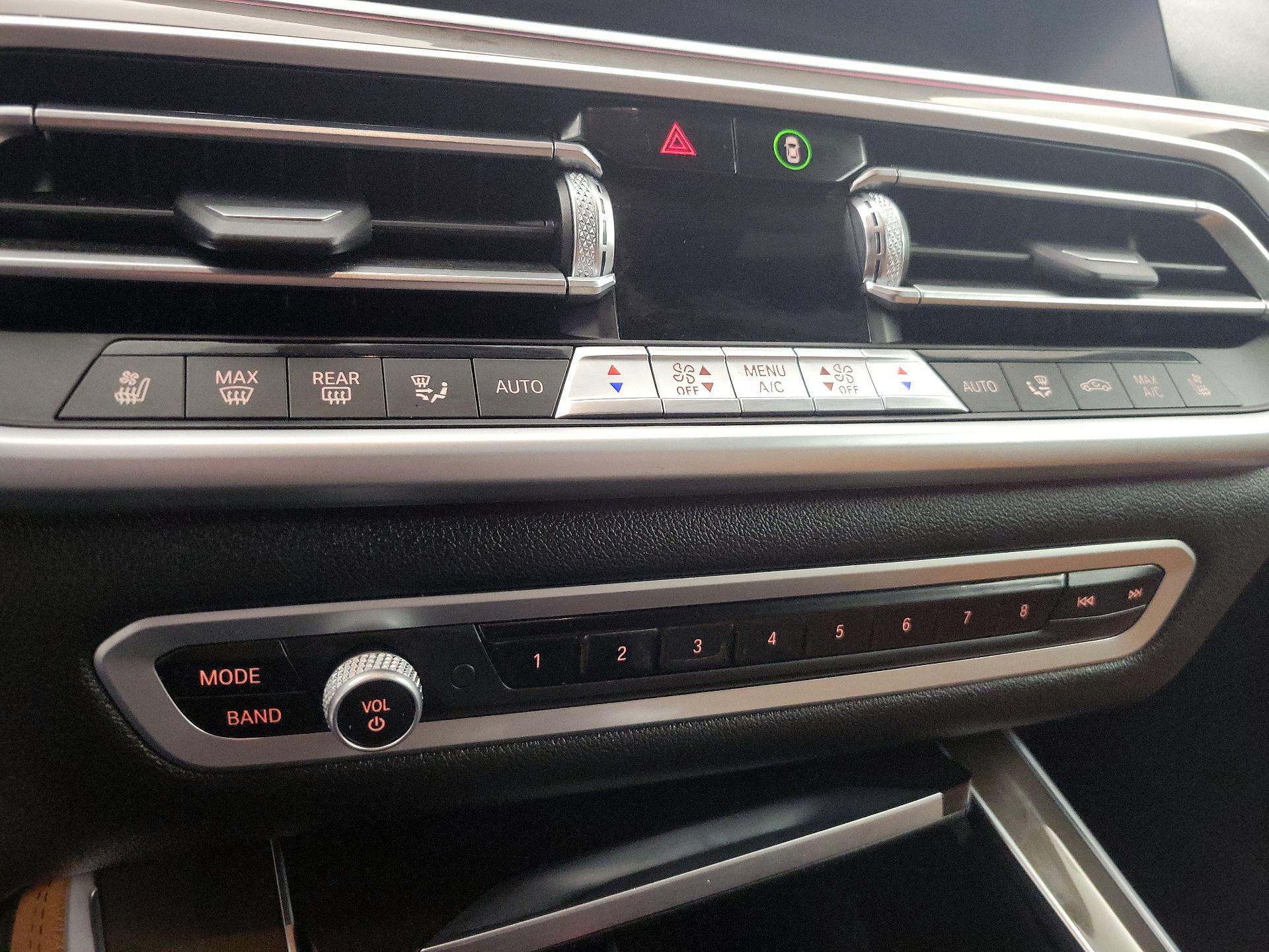 Thumbnail: 2022 BMW X5 - 17