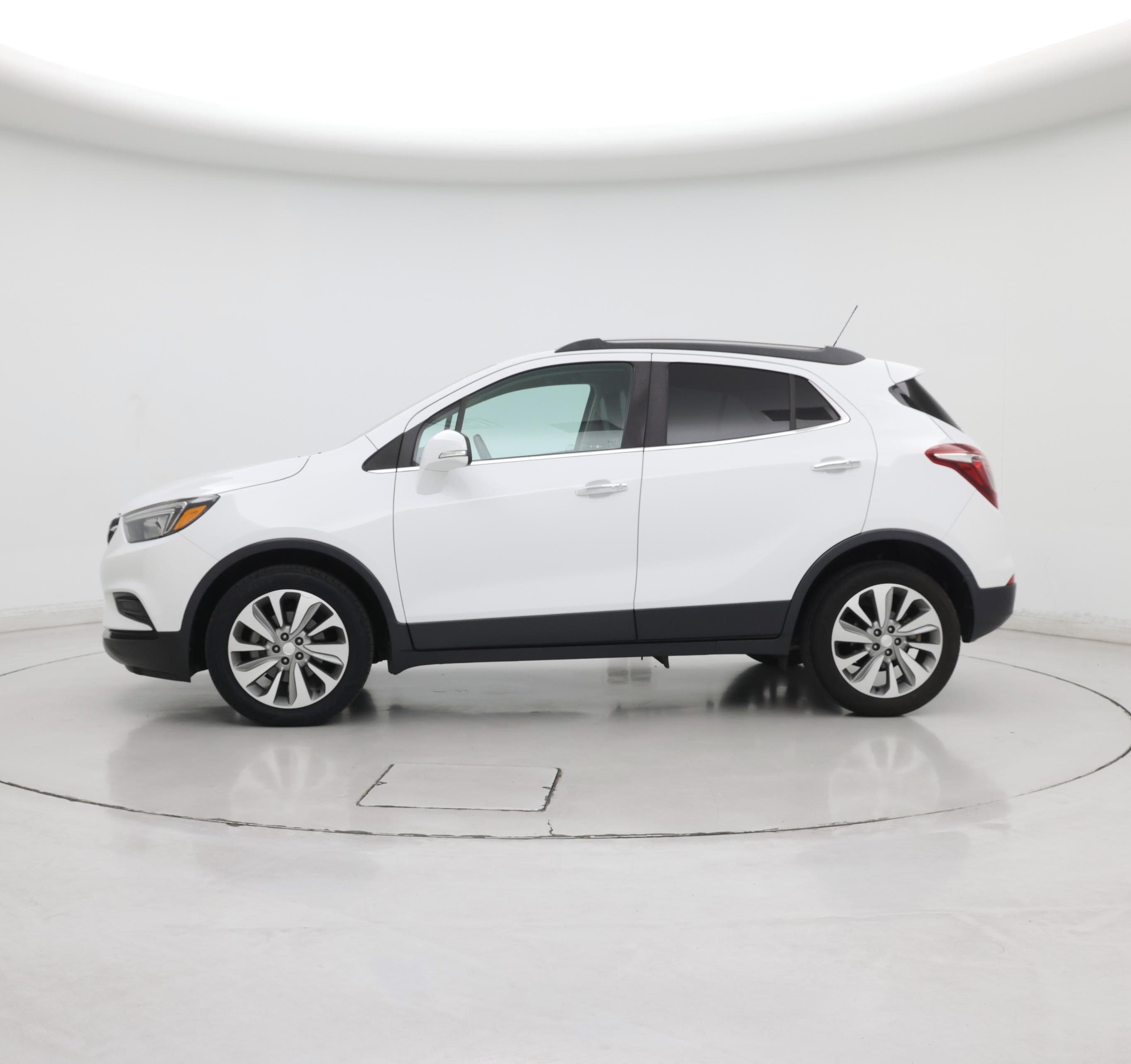 Thumbnail: 2018 Buick Encore - 3