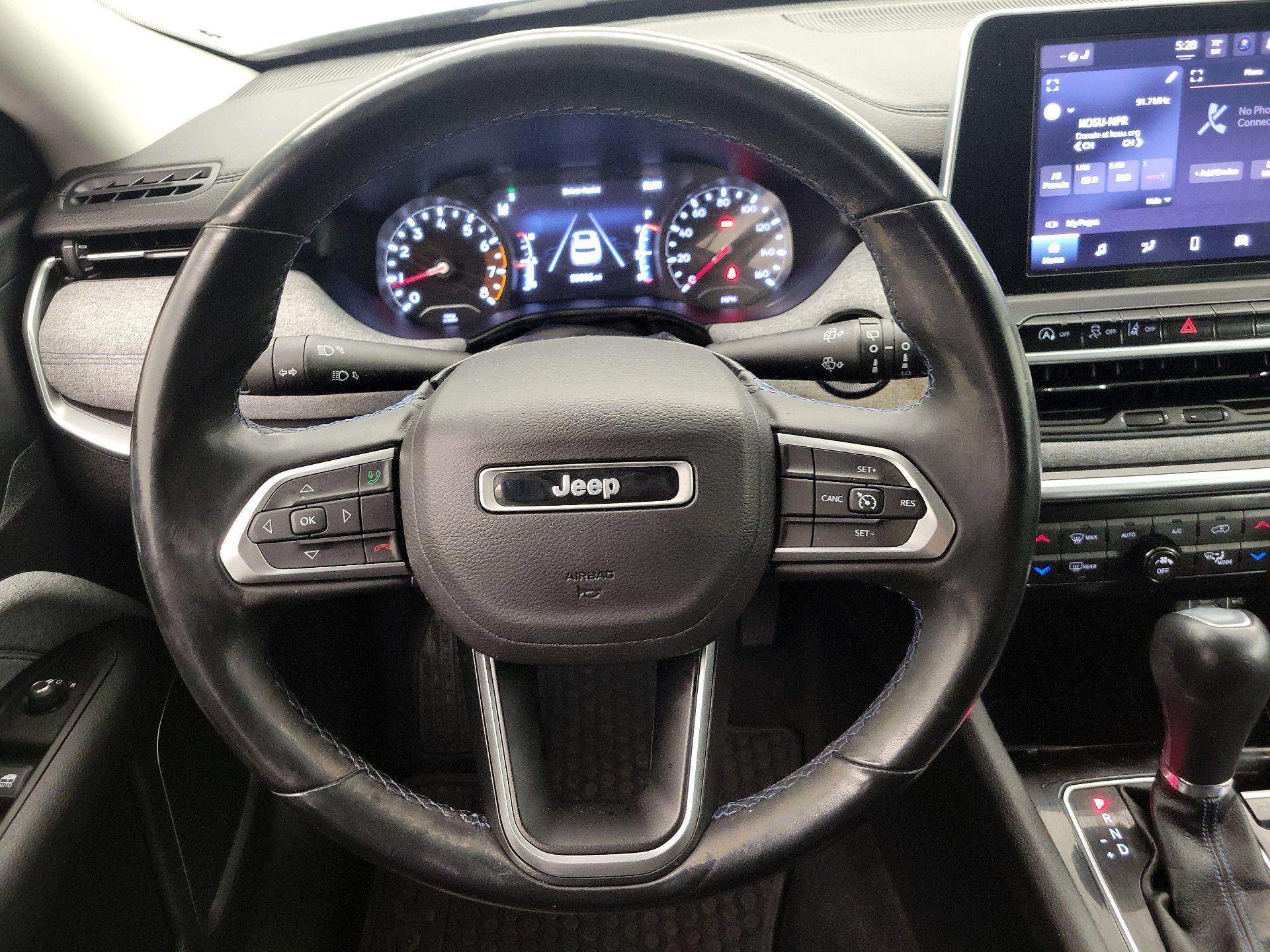 Thumbnail: 2022 Jeep Compass - 10