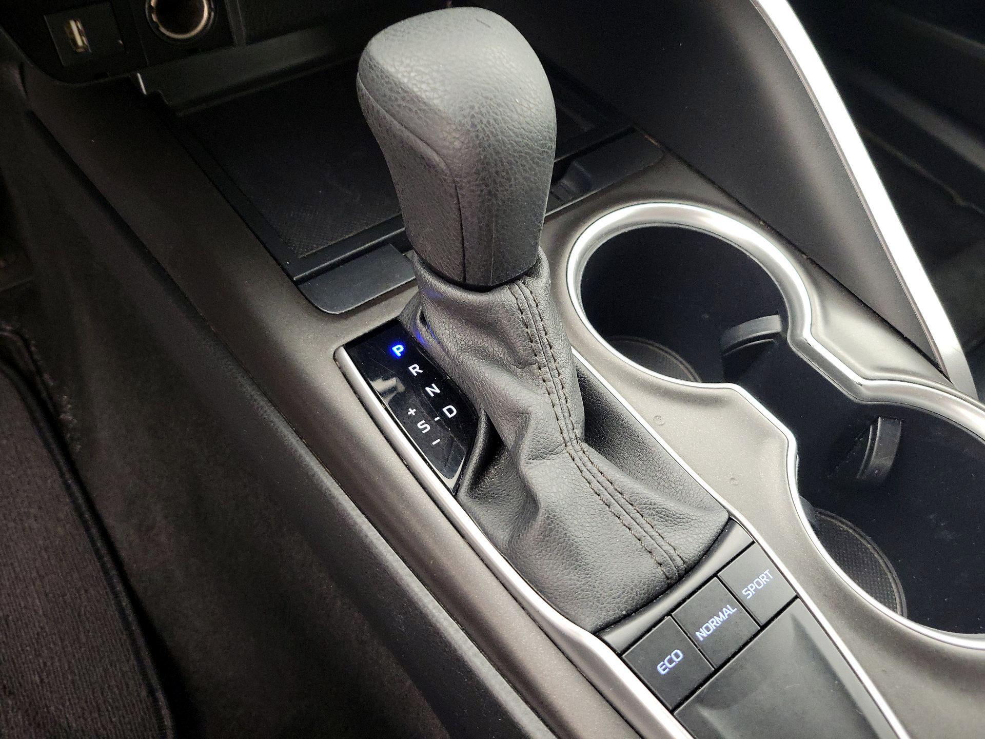 Thumbnail: 2024 Toyota Camry - 17