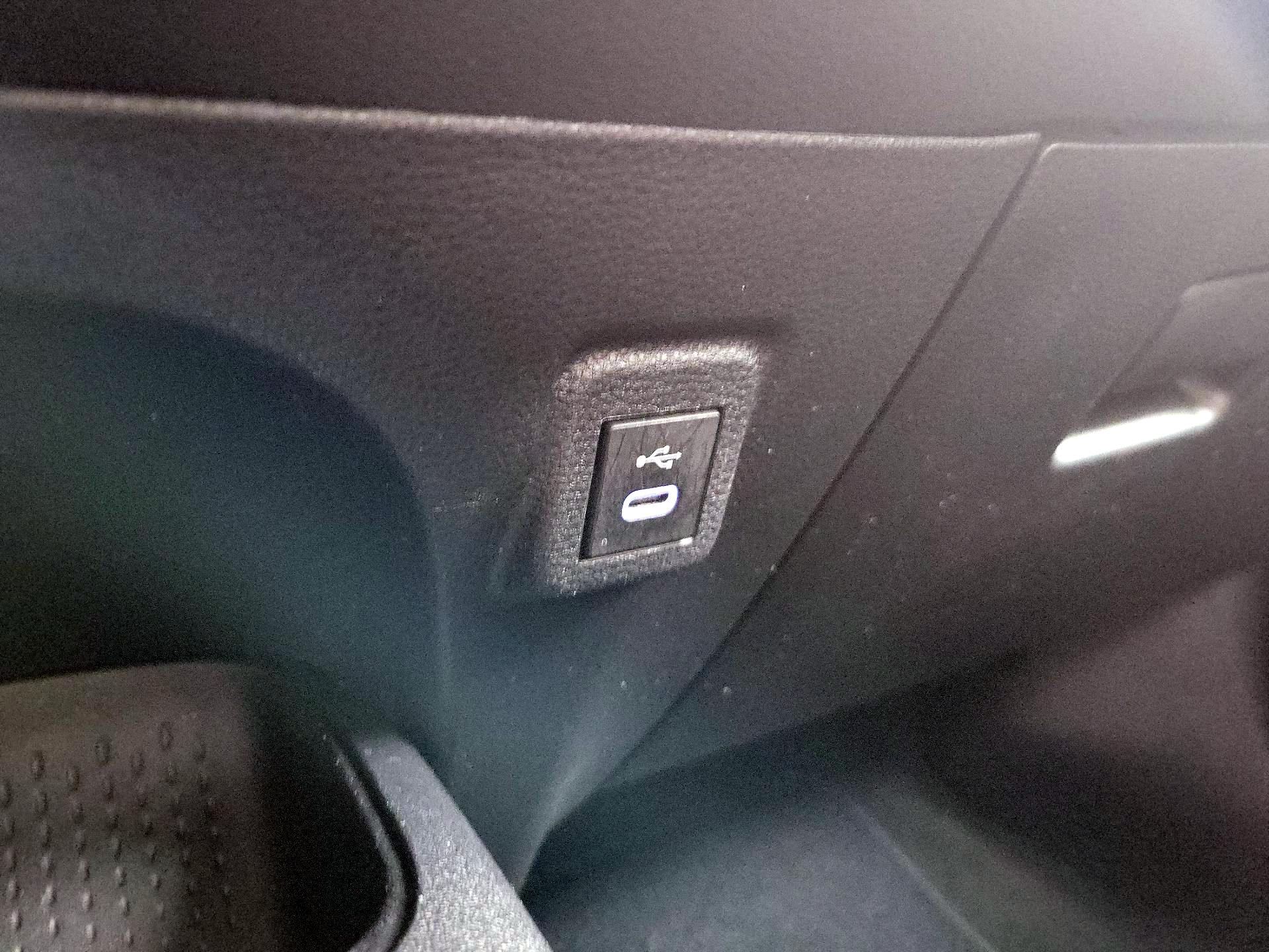 Thumbnail: 2024 Toyota Corolla - 18