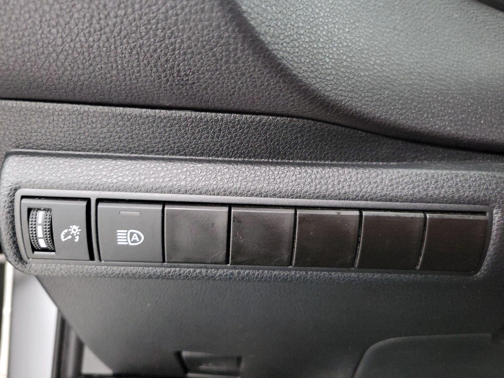 Thumbnail: 2024 Toyota Corolla - 13