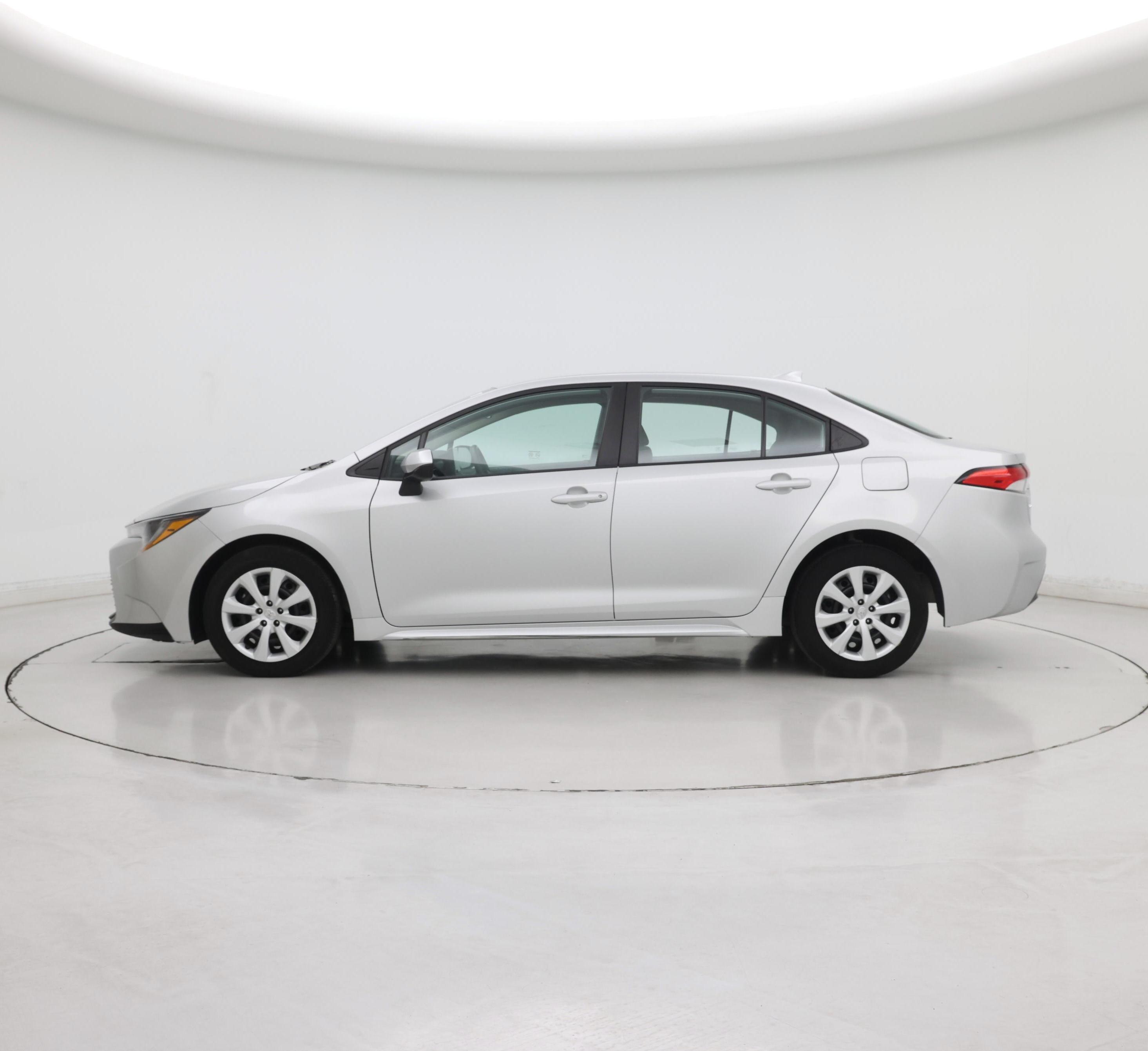 Thumbnail: 2024 Toyota Corolla - 3