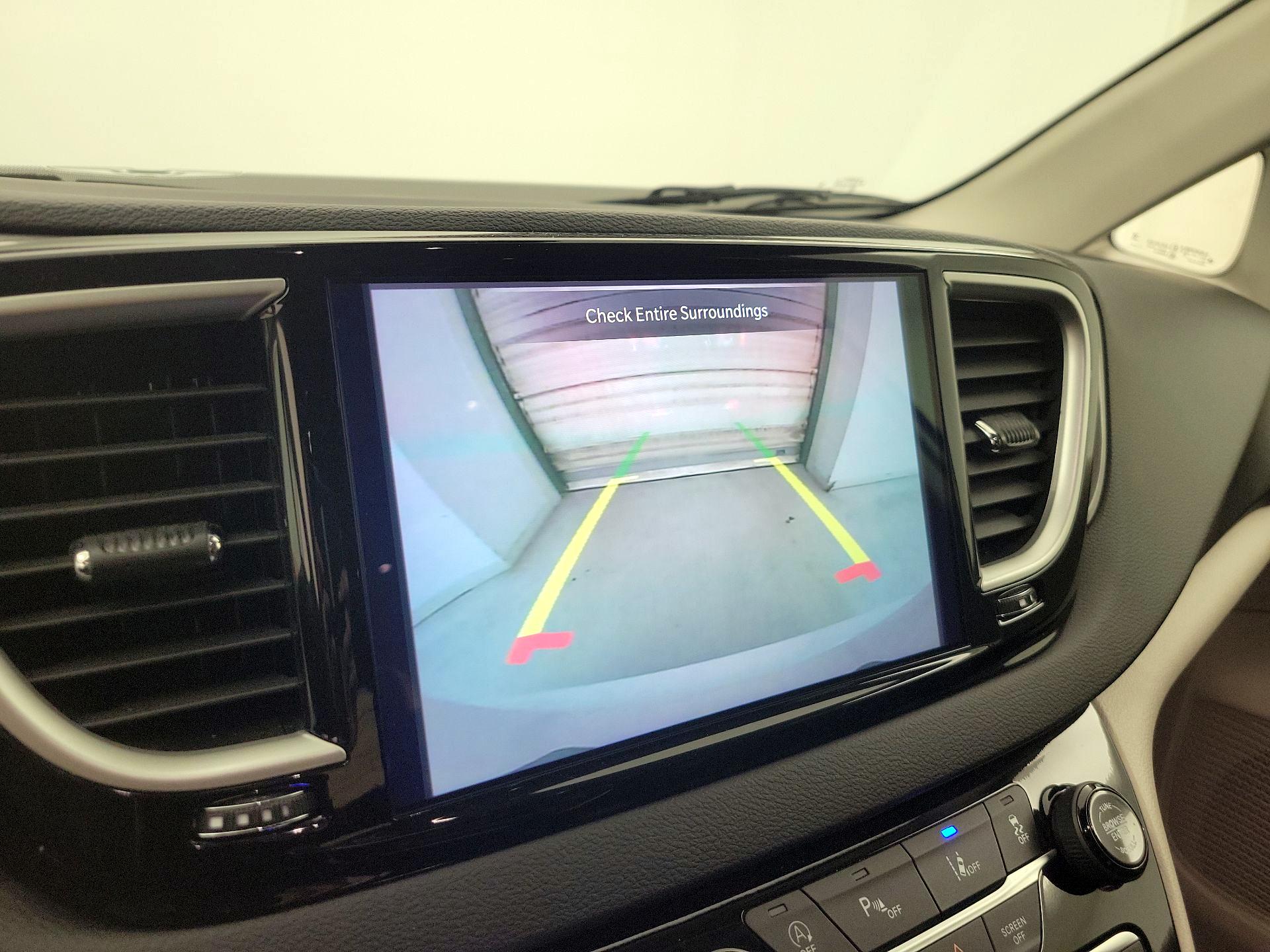 Thumbnail: 2024 Chrysler Pacifica - 14