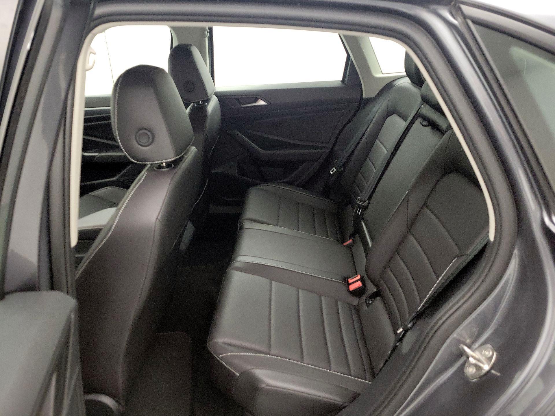 Thumbnail: 2024 Volkswagen Jetta - 19