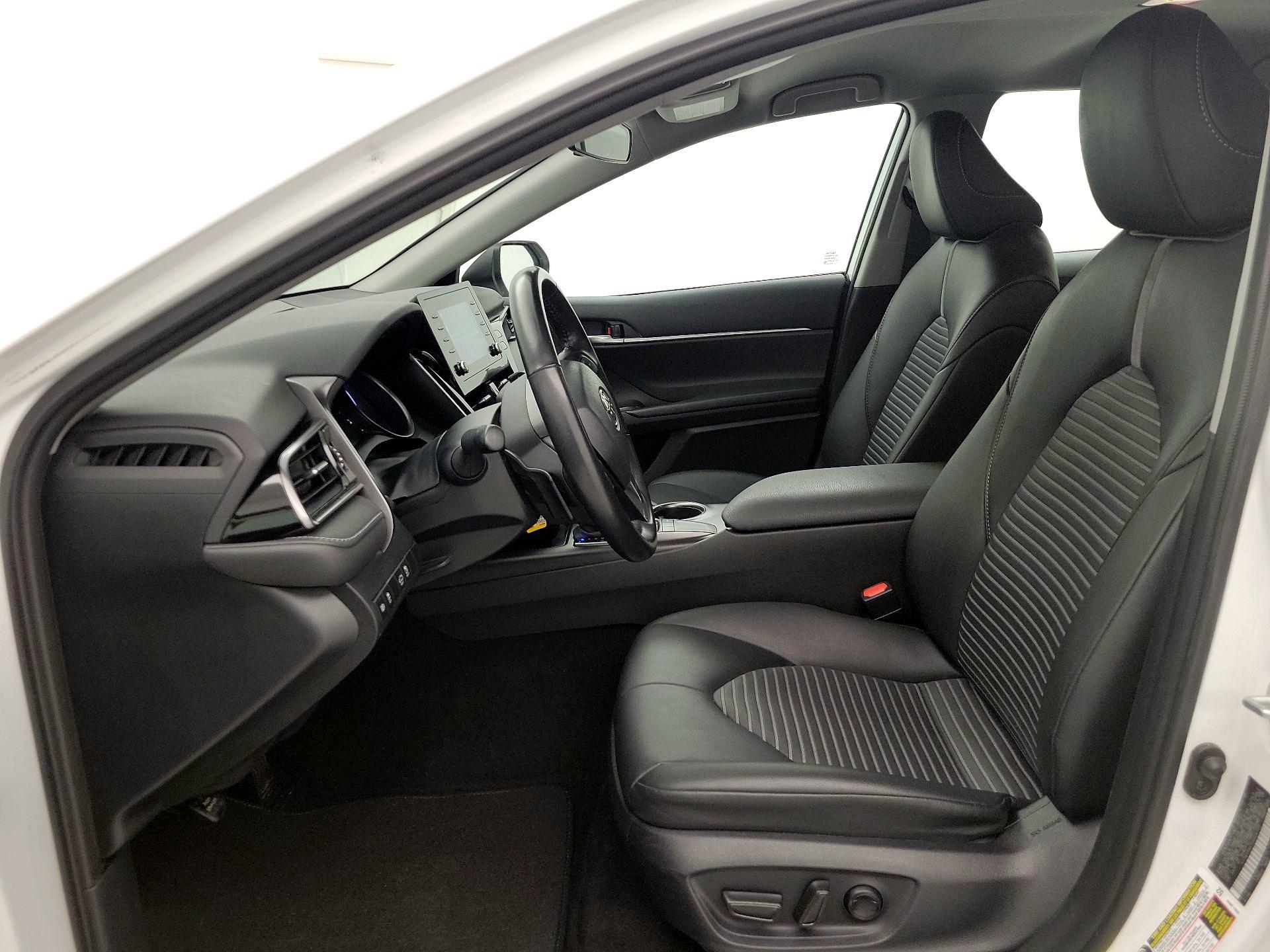 Thumbnail: 2023 Toyota Camry - 11