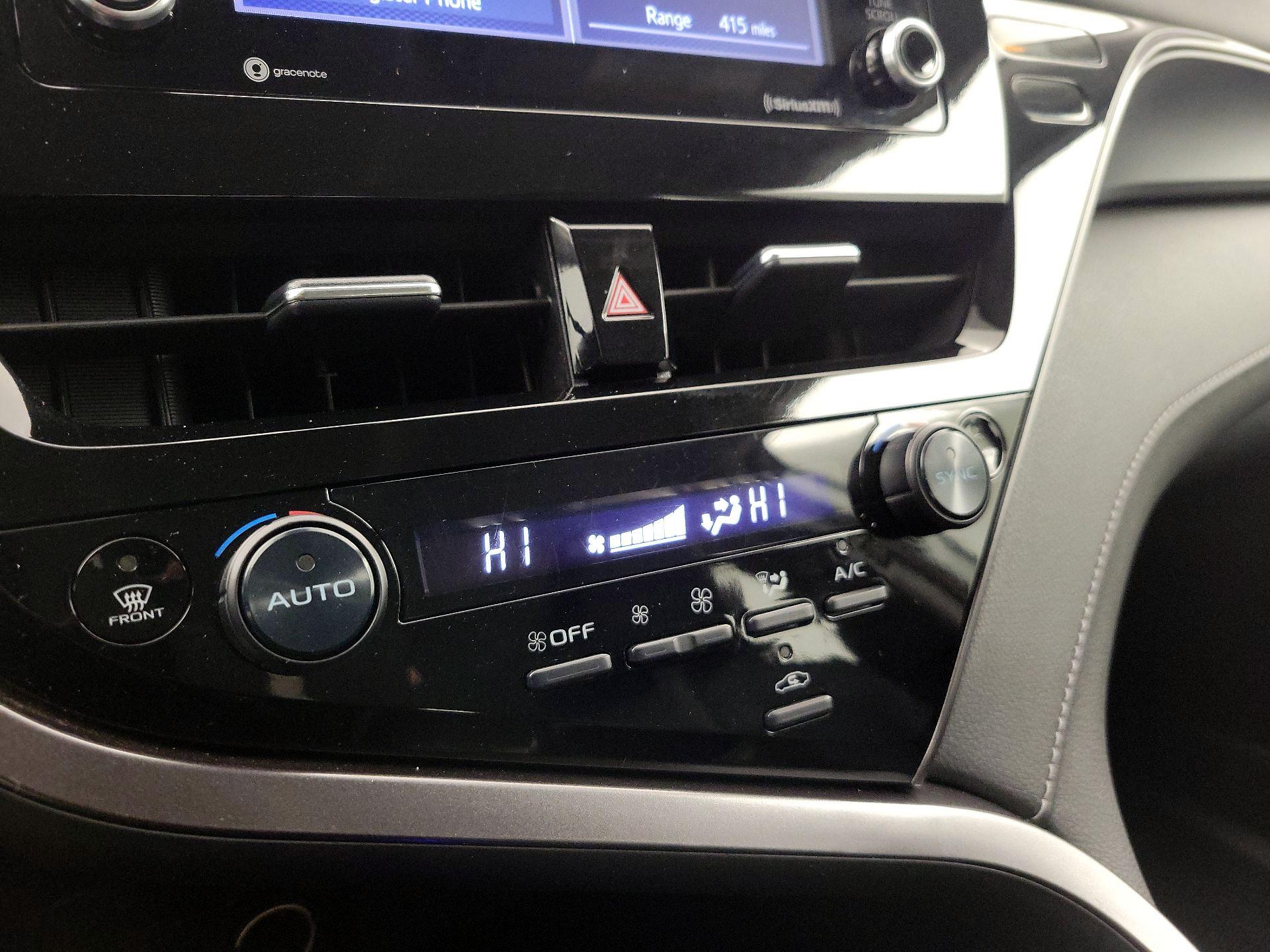 Thumbnail: 2023 Toyota Camry - 16