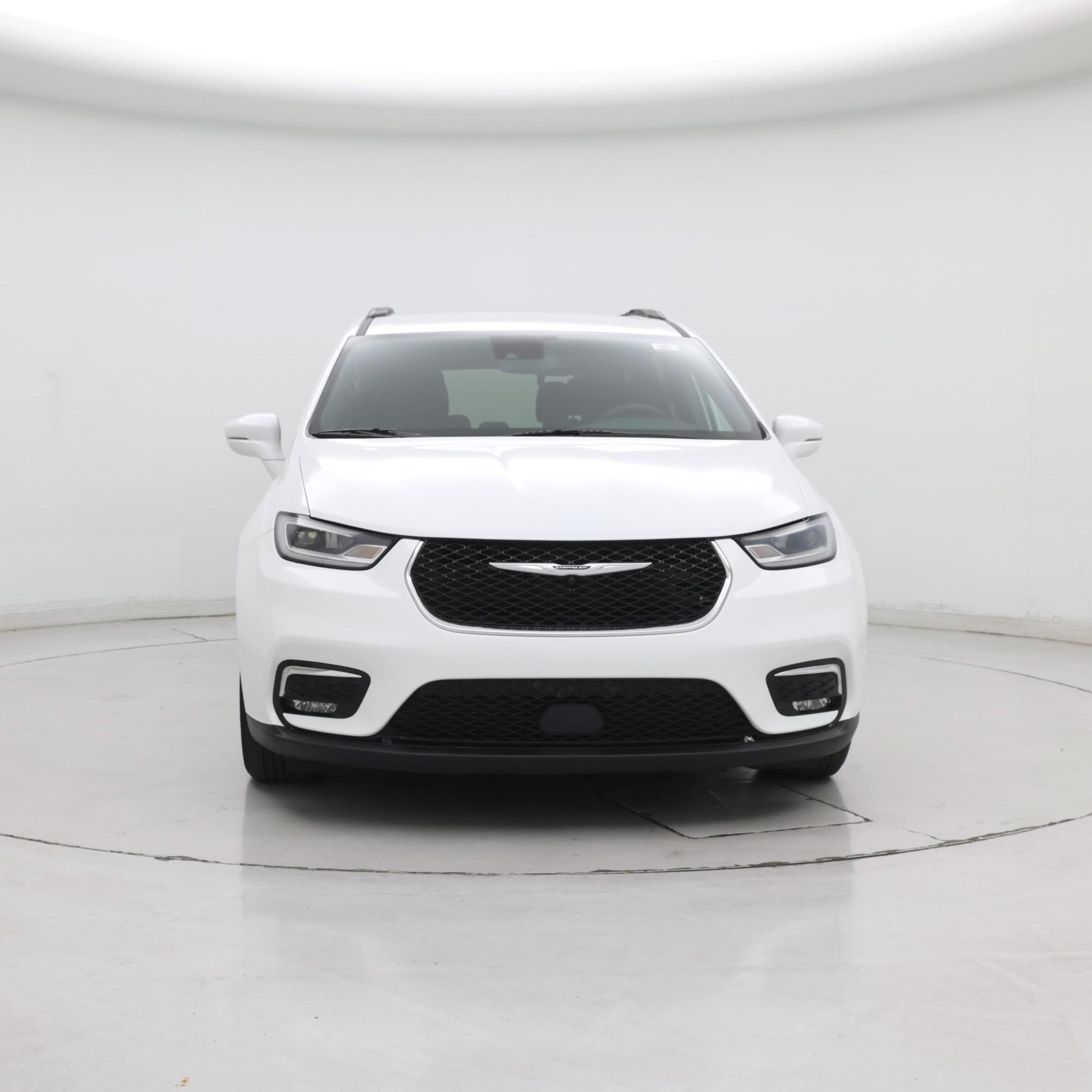 Thumbnail: 2022 Chrysler Pacifica - 5