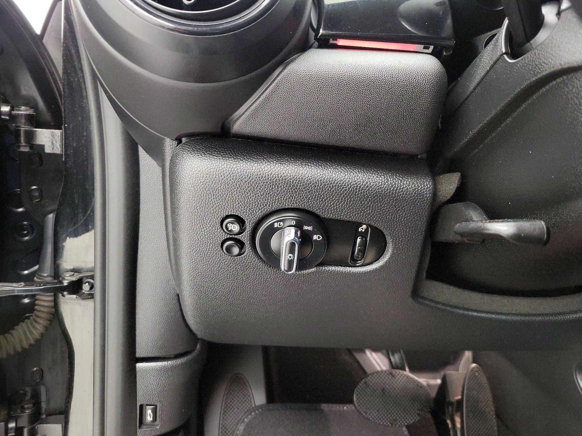 Thumbnail: 2024 MINI Cooper - 13