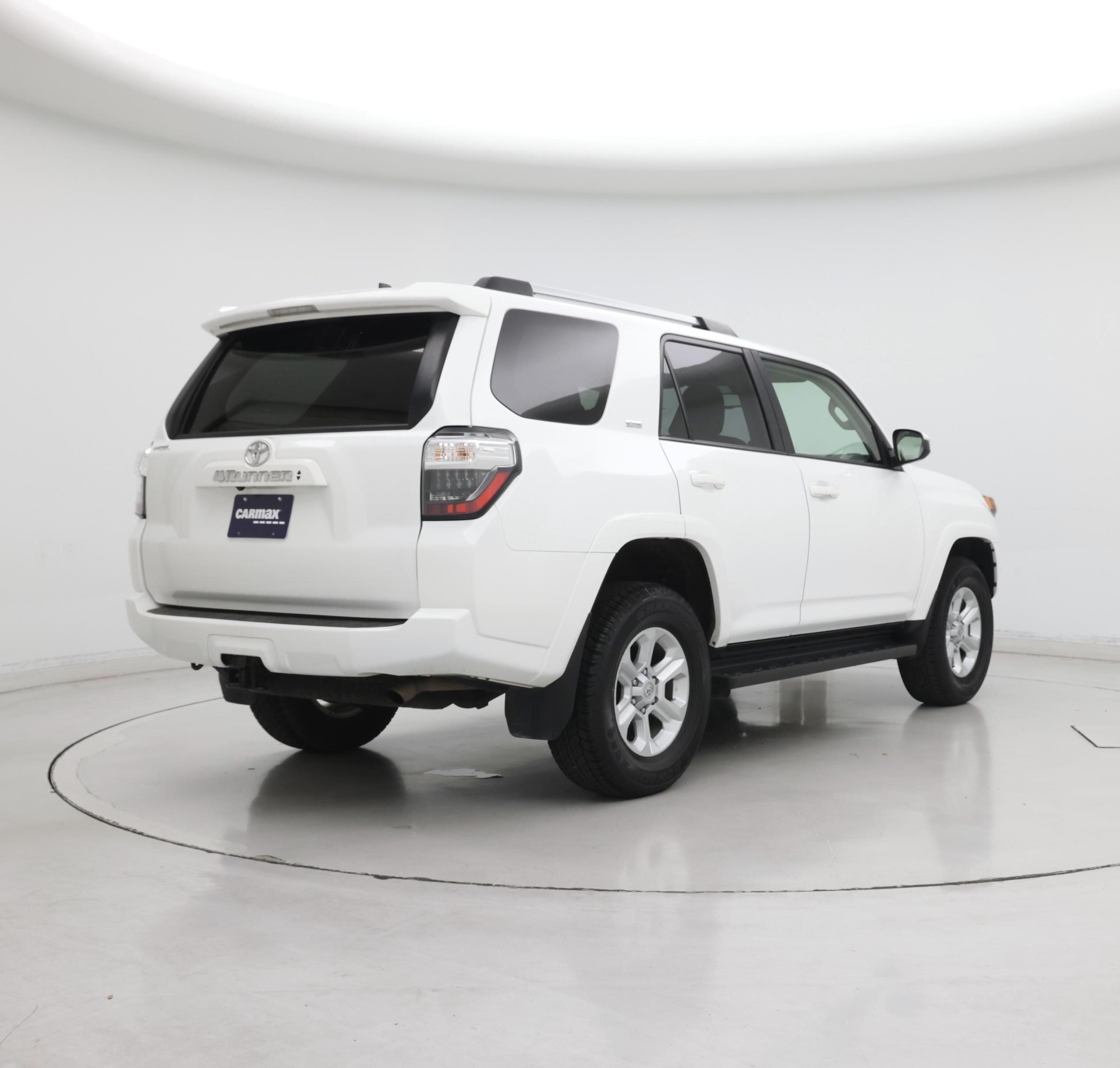 Thumbnail: 2024 Toyota 4Runner - 8