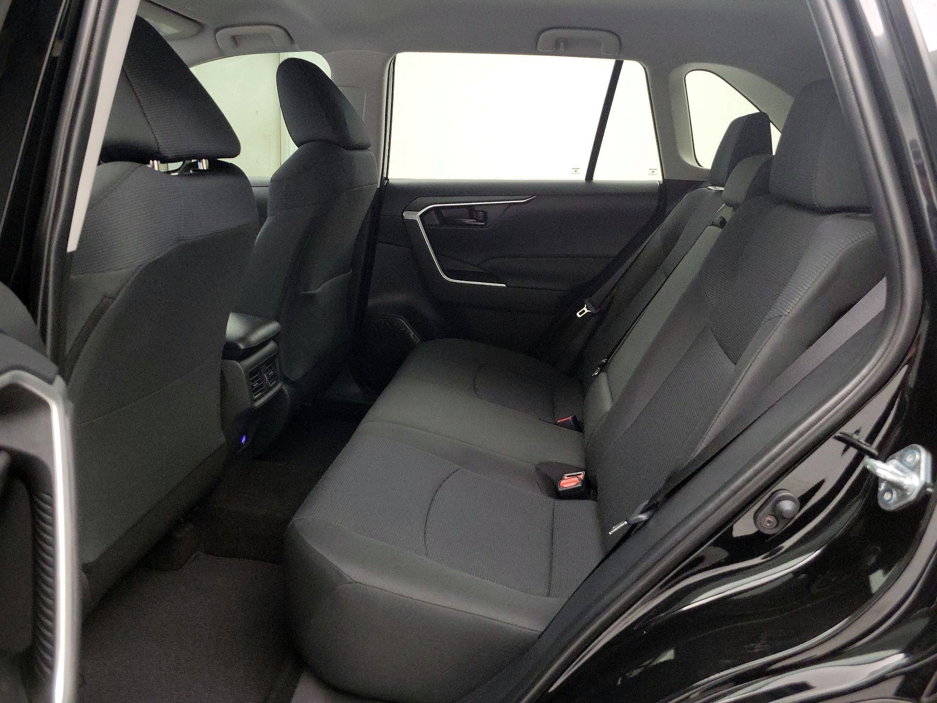 Thumbnail: 2025 Toyota RAV4 - 19