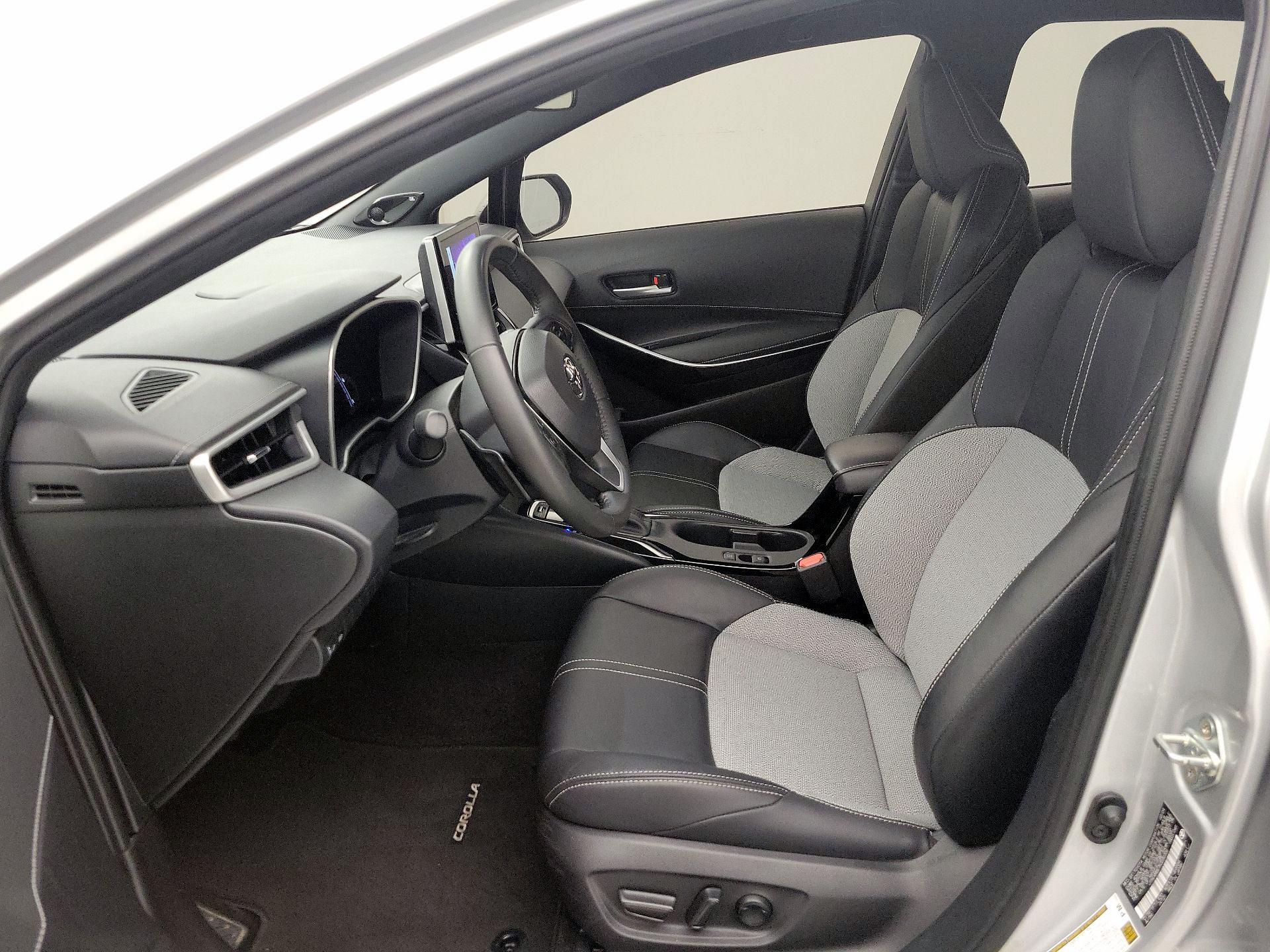 Thumbnail: 2024 Toyota Corolla - 11