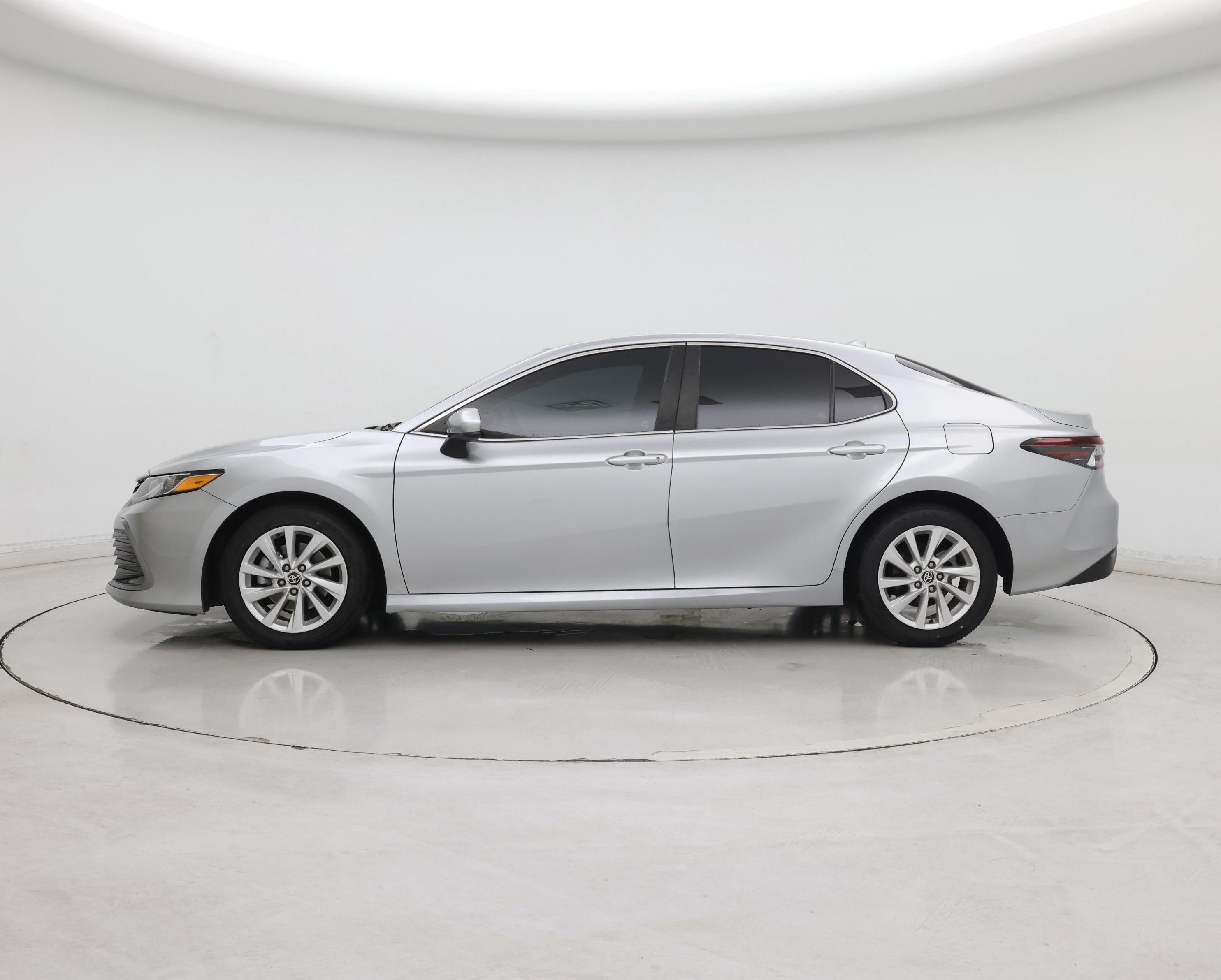 Thumbnail: 2022 Toyota Camry - 3