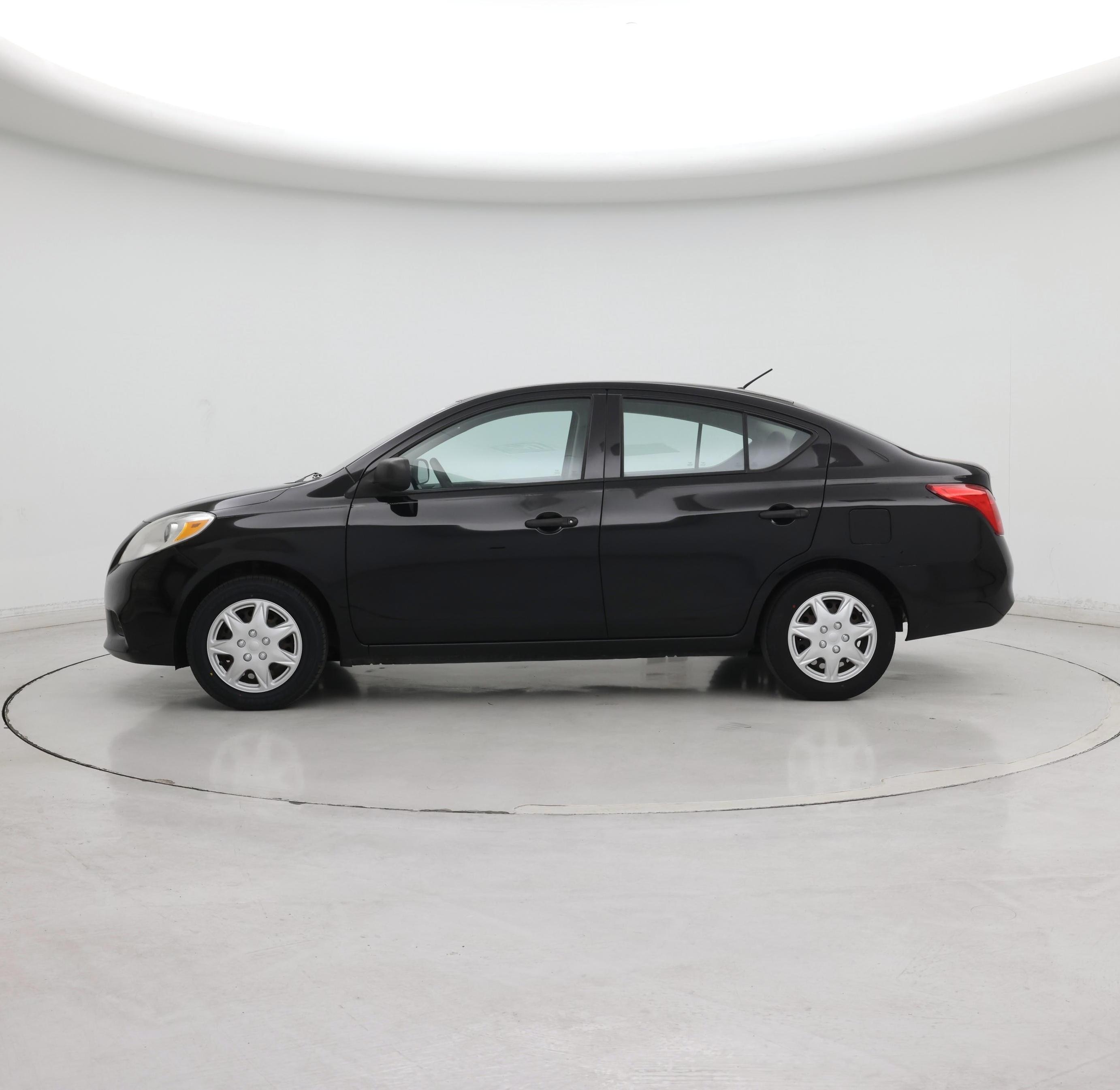 Thumbnail: 2014 Nissan Versa - 3