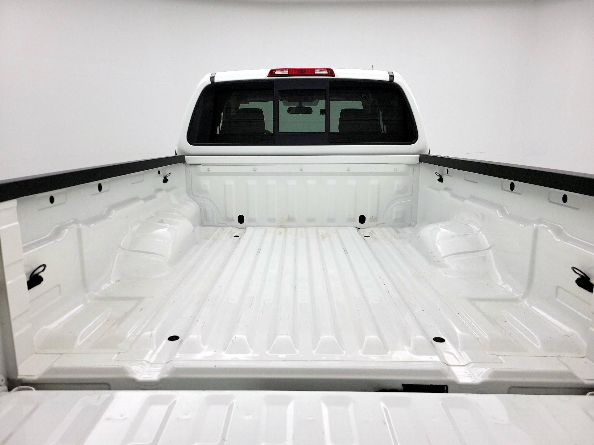 Thumbnail: 2019 Nissan Frontier - 20