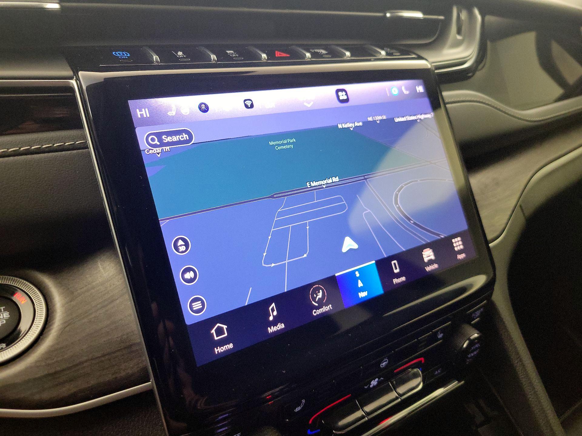 Thumbnail: 2023 Jeep Grand Cherokee - 14