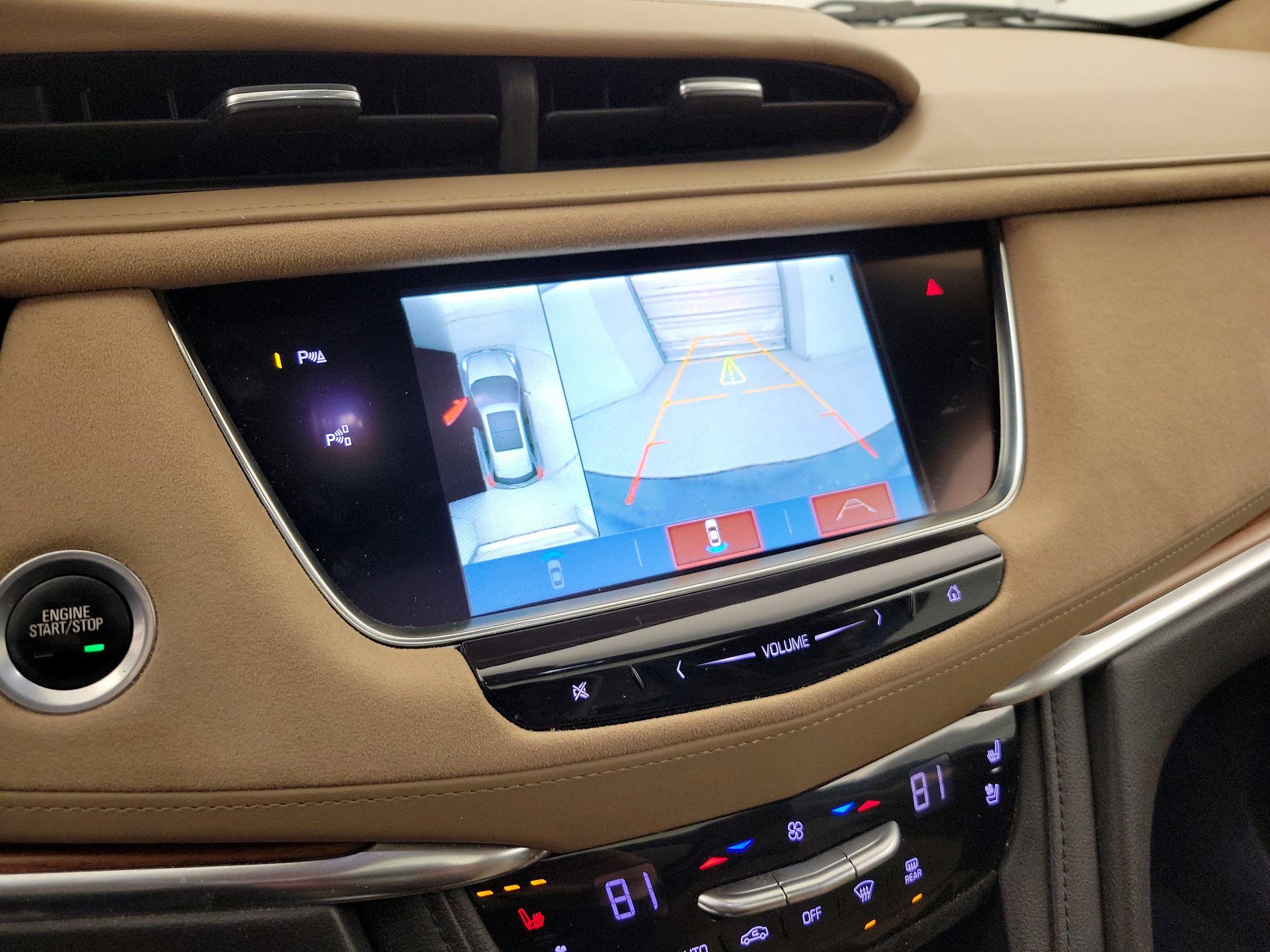 Thumbnail: 2018 Cadillac XT5 - 15