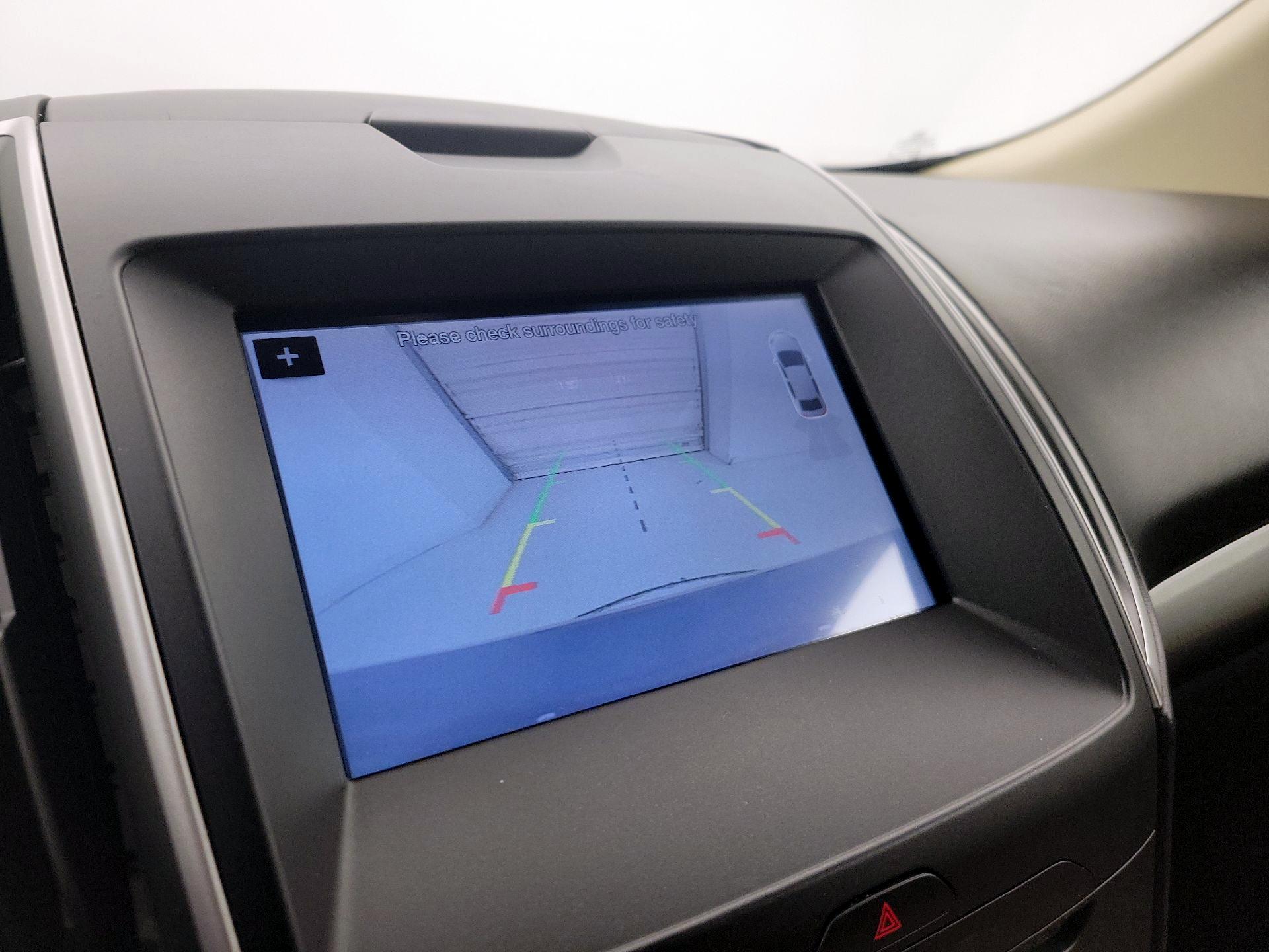 Thumbnail: 2017 Ford Edge - 14