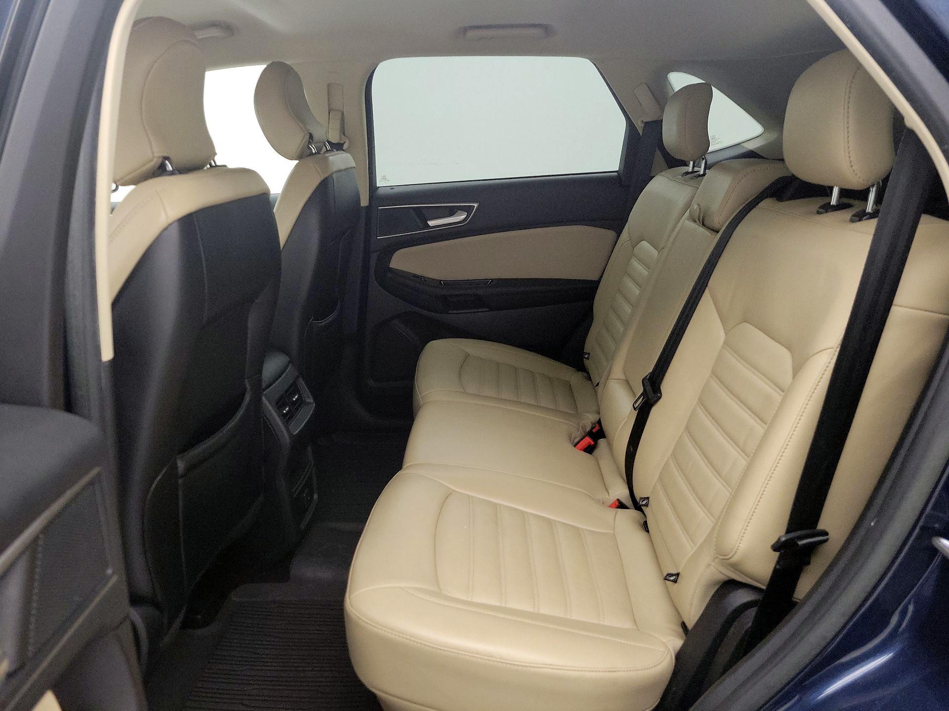 Thumbnail: 2017 Ford Edge - 19