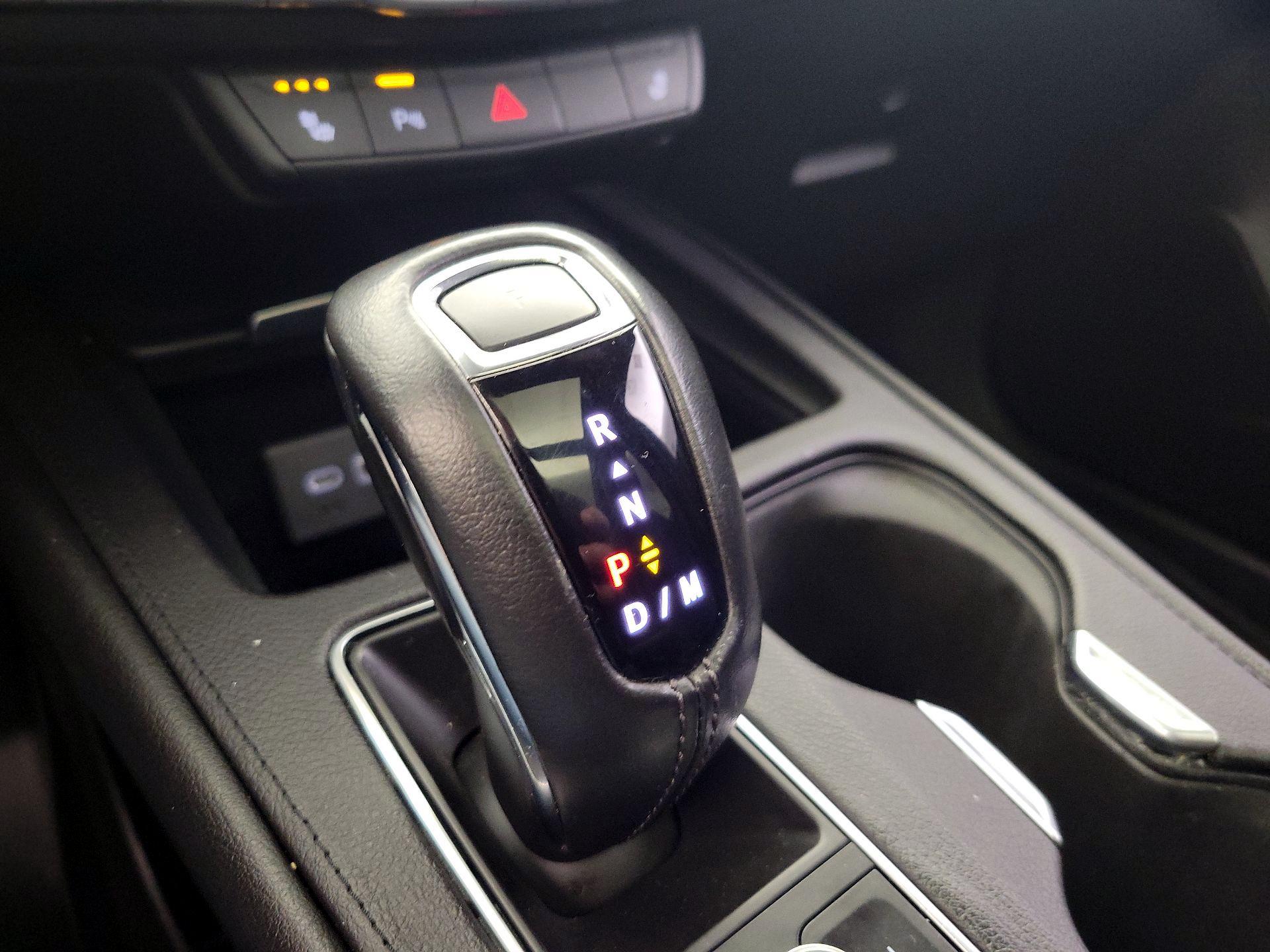 Thumbnail: 2019 Cadillac XT4 - 17