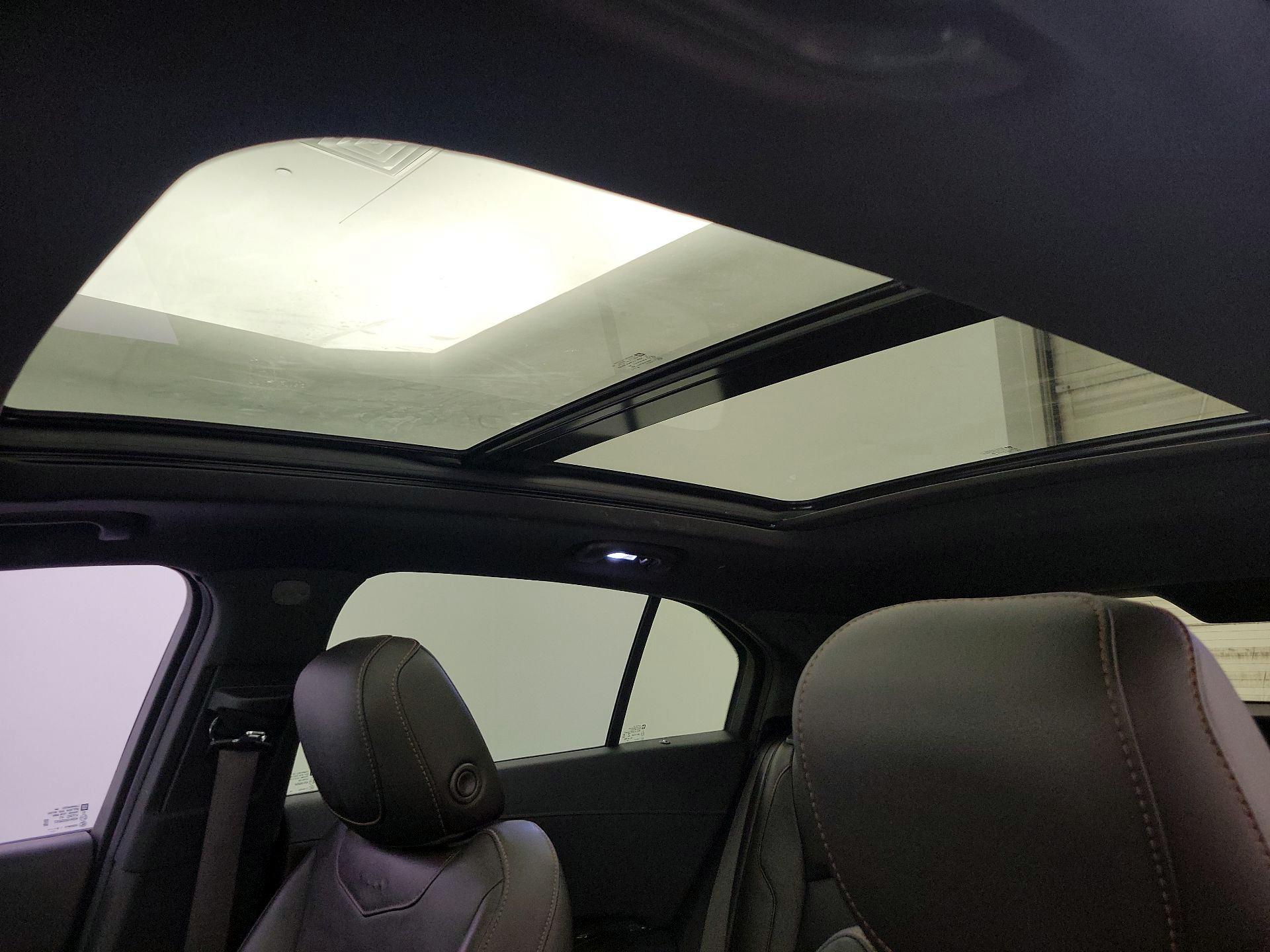 Thumbnail: 2019 Cadillac XT4 - 19