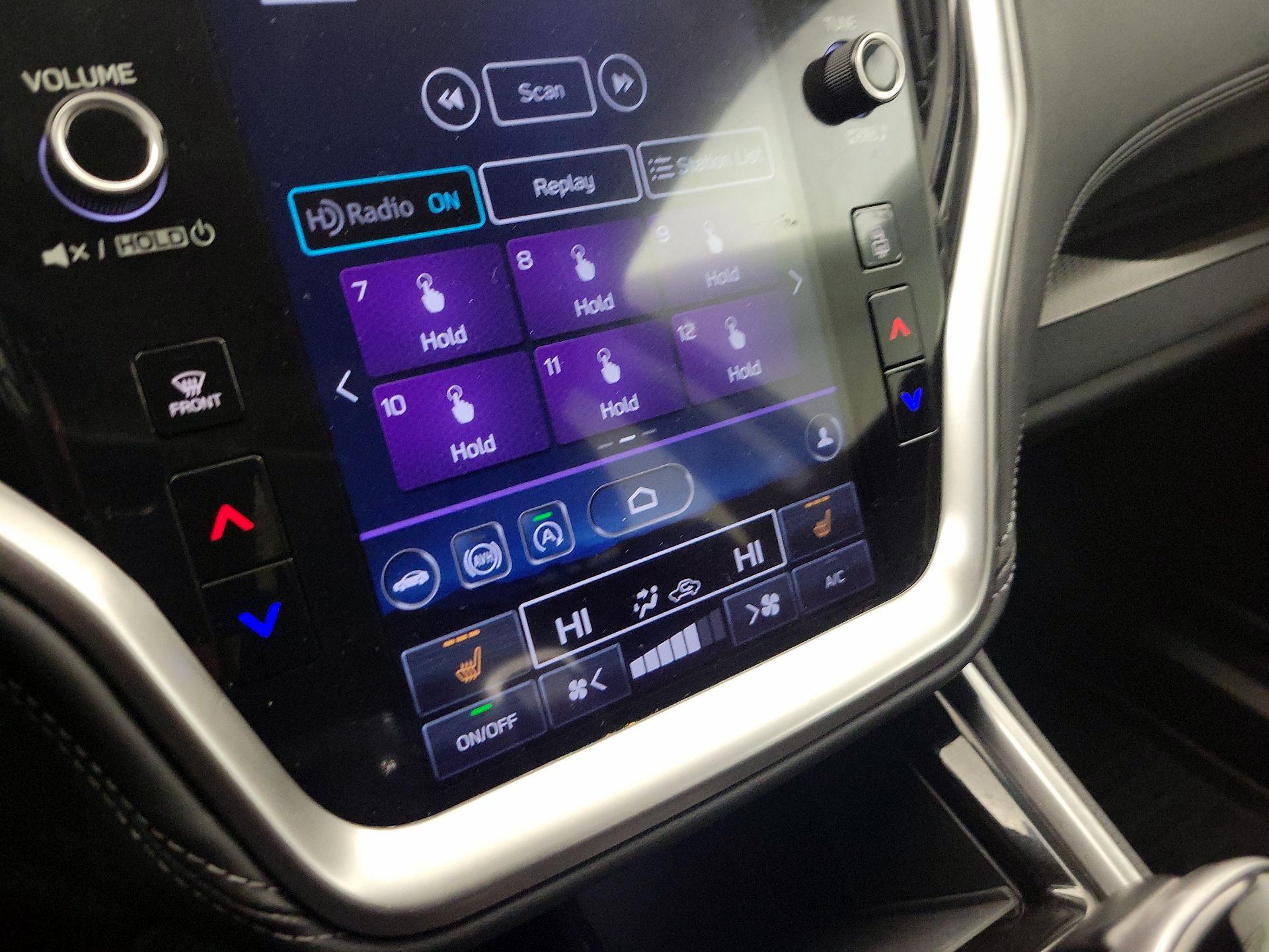 Thumbnail: 2022 Subaru Outback - 17