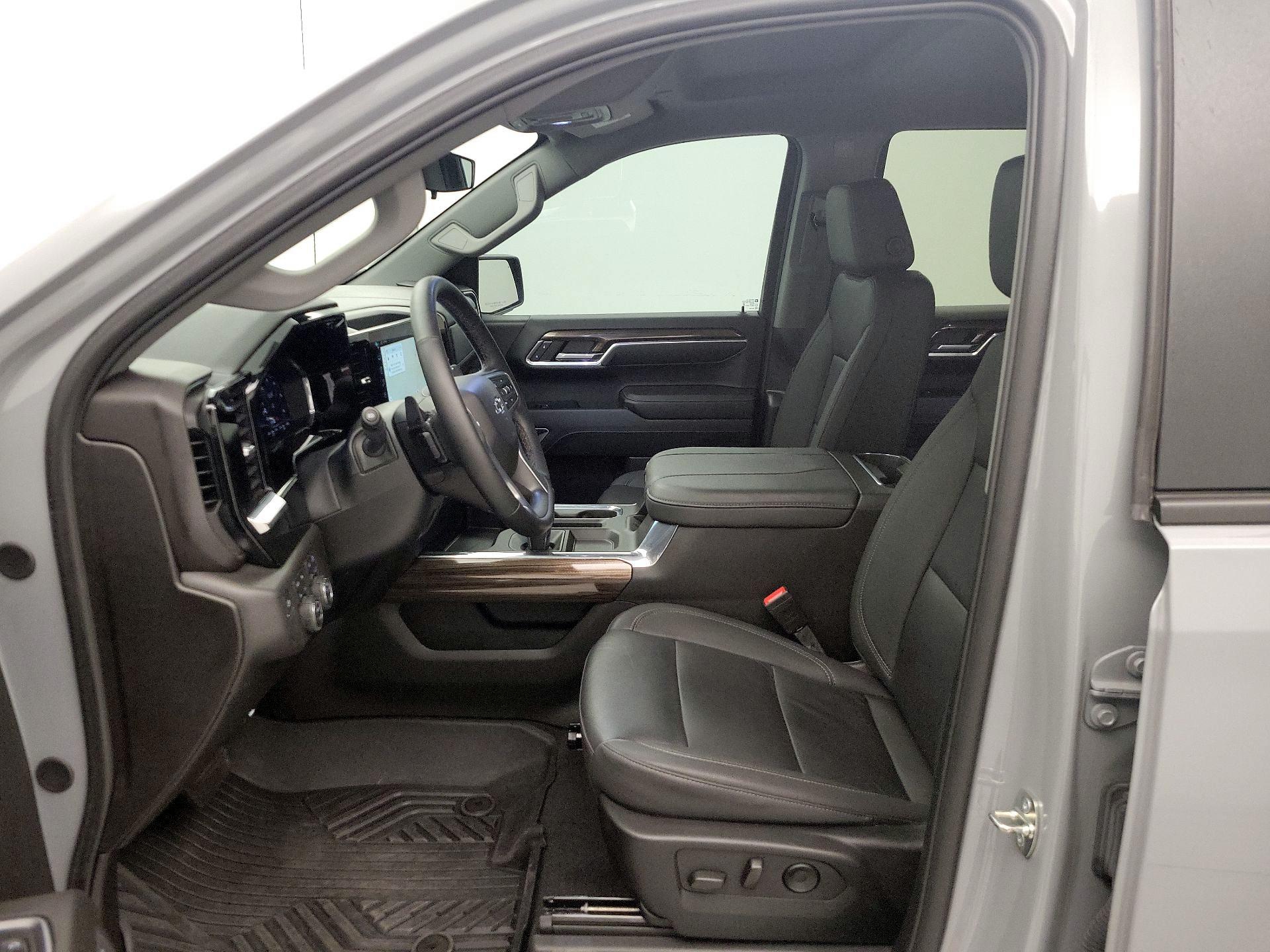 Thumbnail: 2024 Chevrolet Silverado 1500 - 11