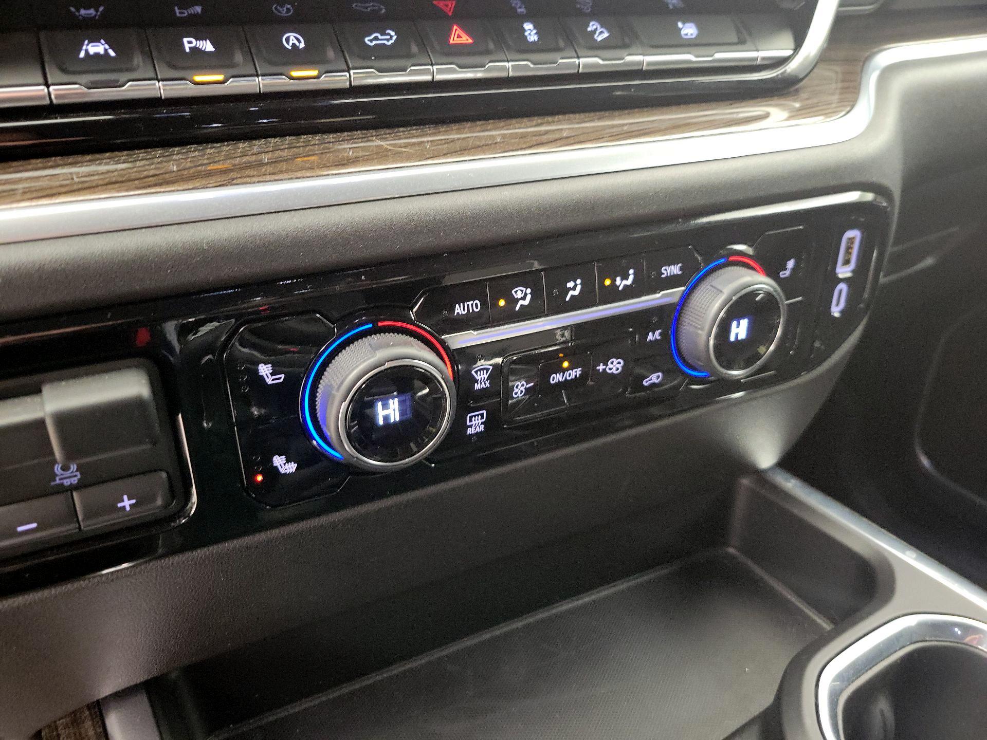 Thumbnail: 2024 Chevrolet Silverado 1500 - 16