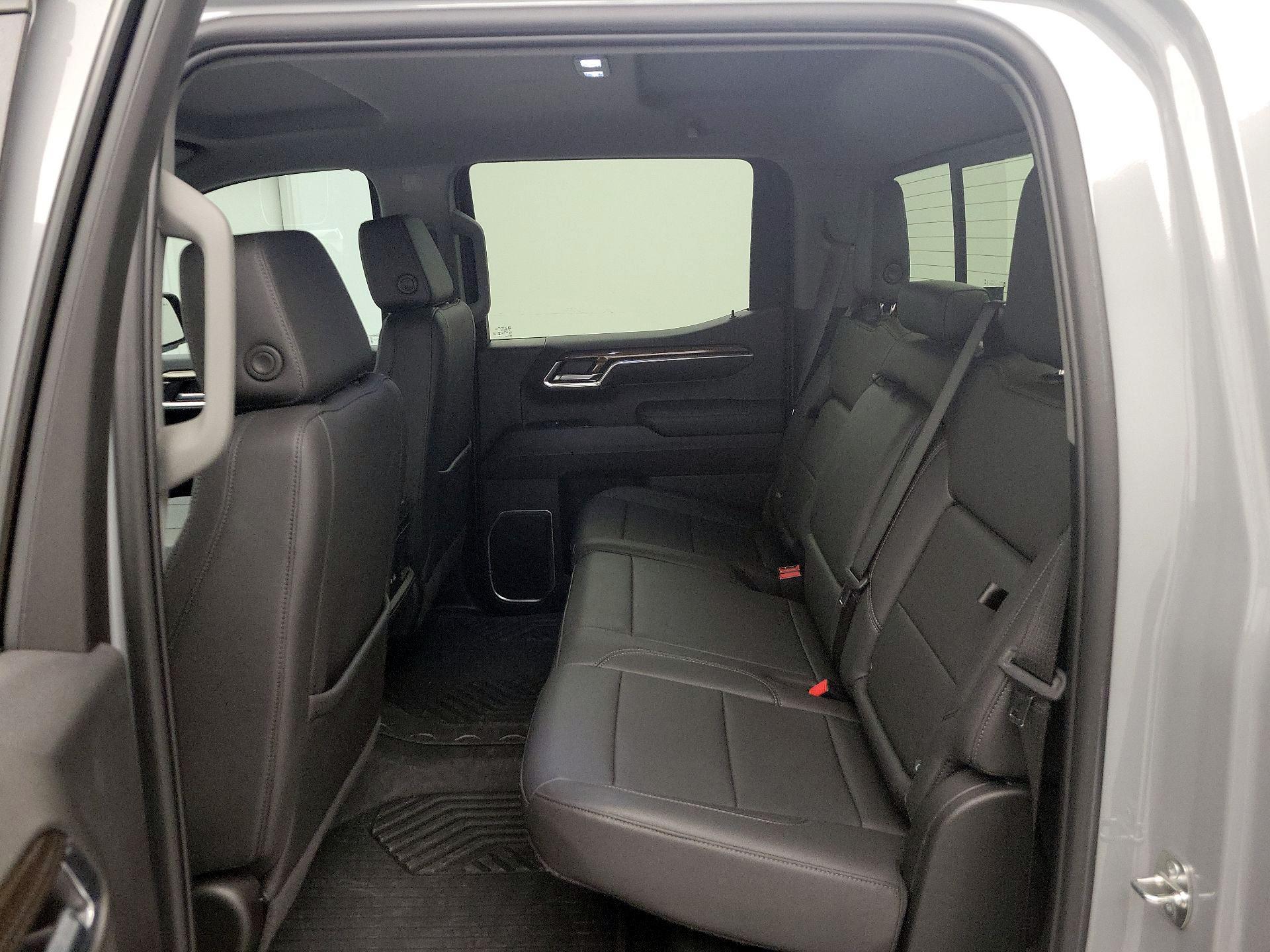 Thumbnail: 2024 Chevrolet Silverado 1500 - 19