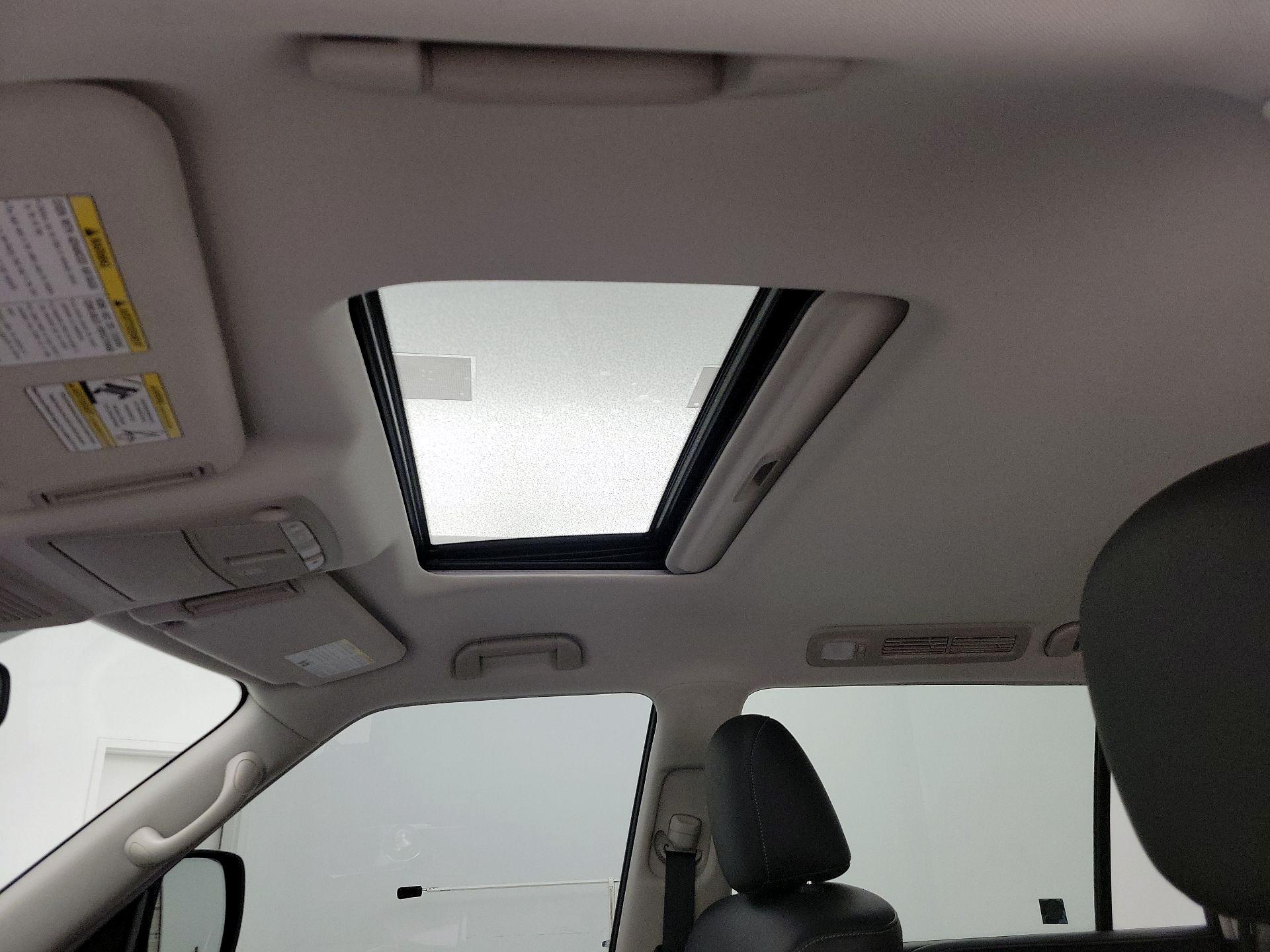 Thumbnail: 2019 INFINITI QX80 - 20