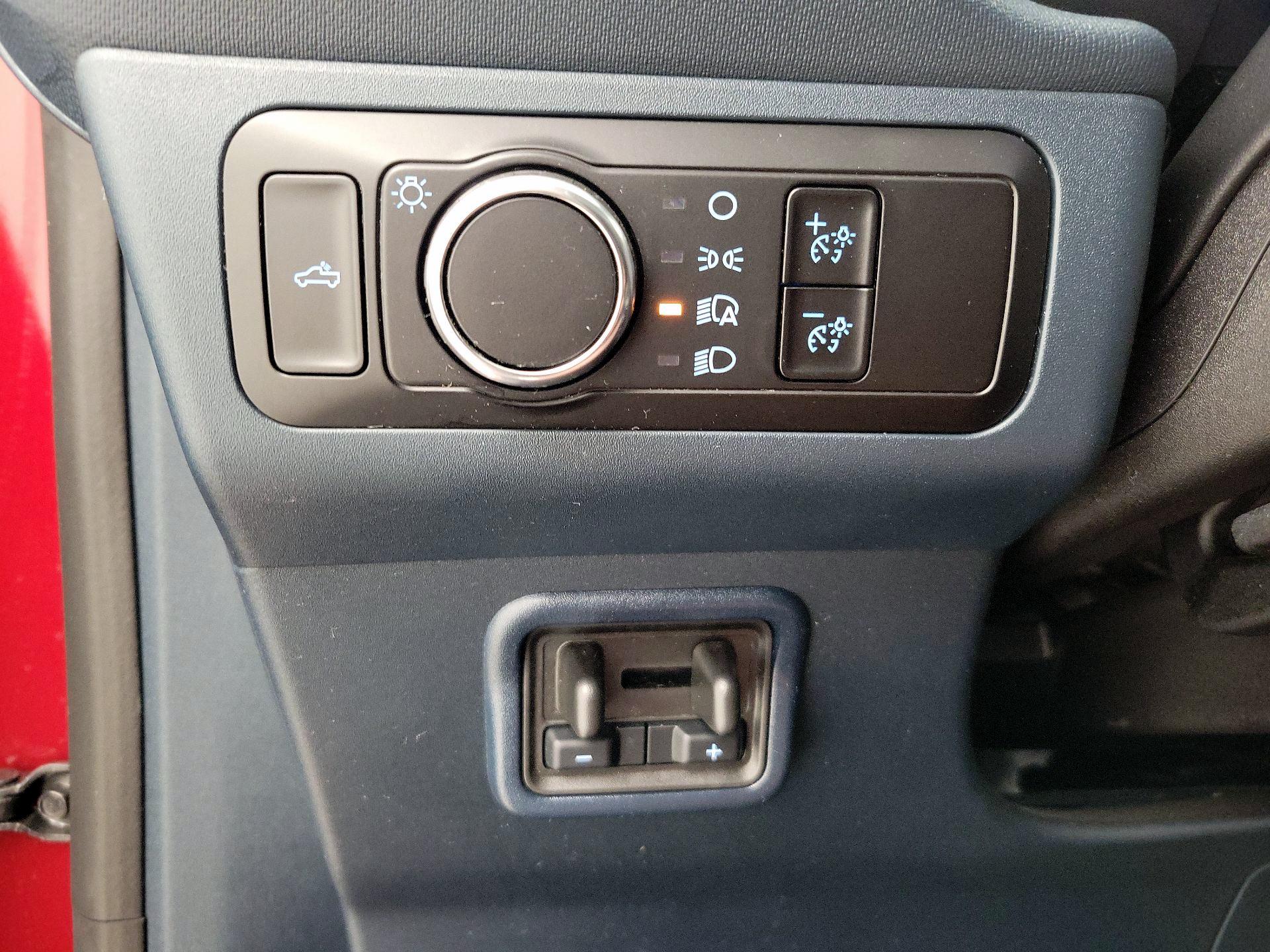 Thumbnail: 2025 Ford Maverick - 13