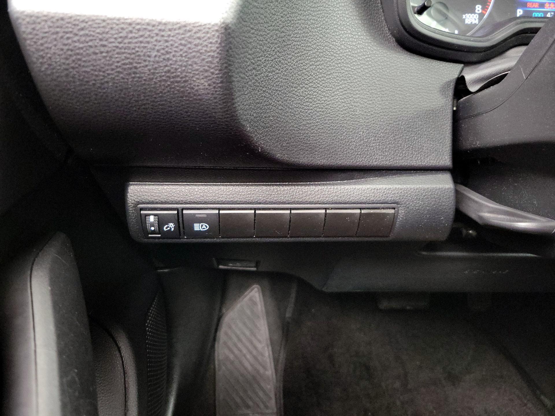 Thumbnail: 2024 Toyota Corolla - 13