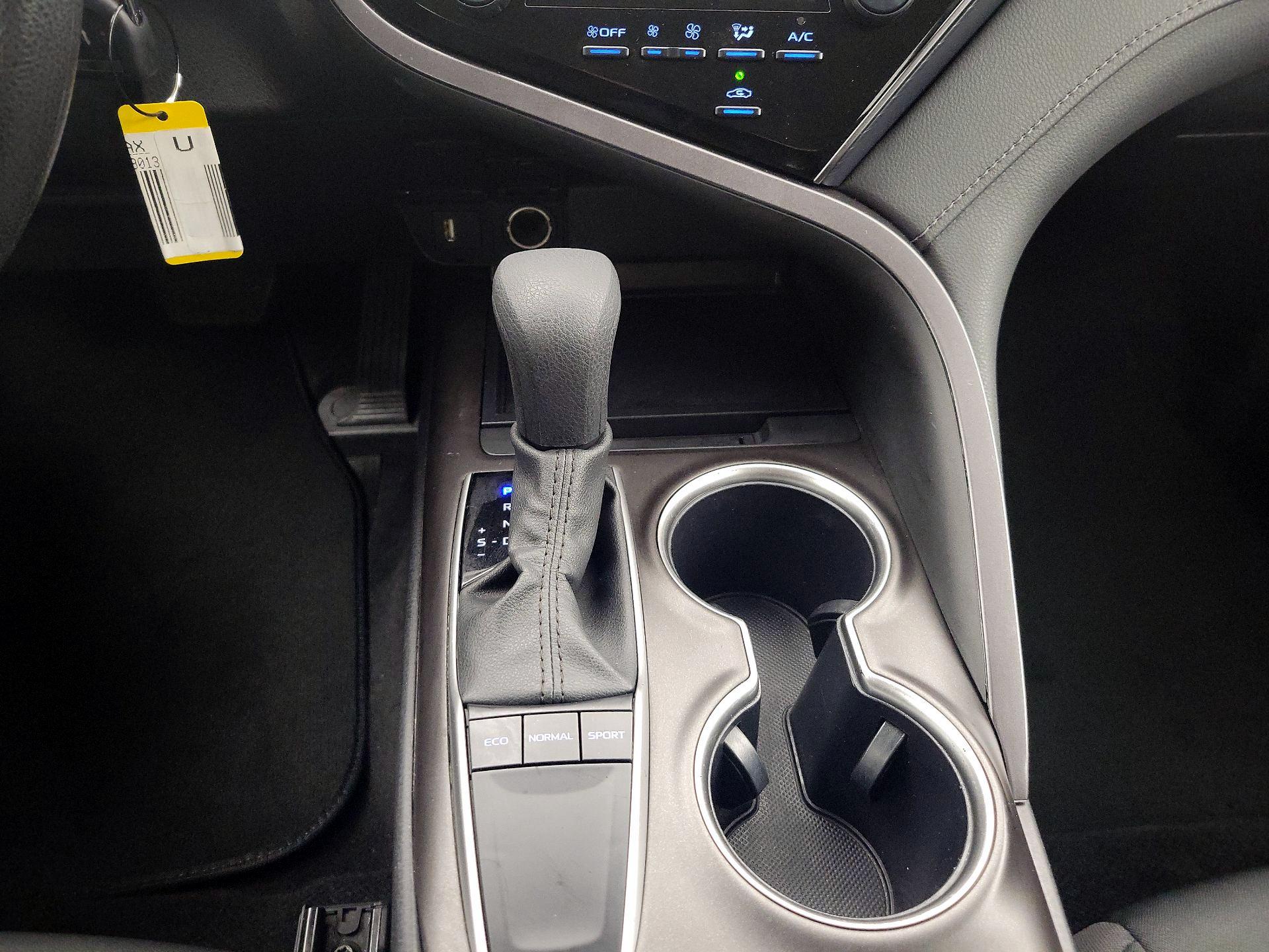 Thumbnail: 2024 Toyota Camry - 17