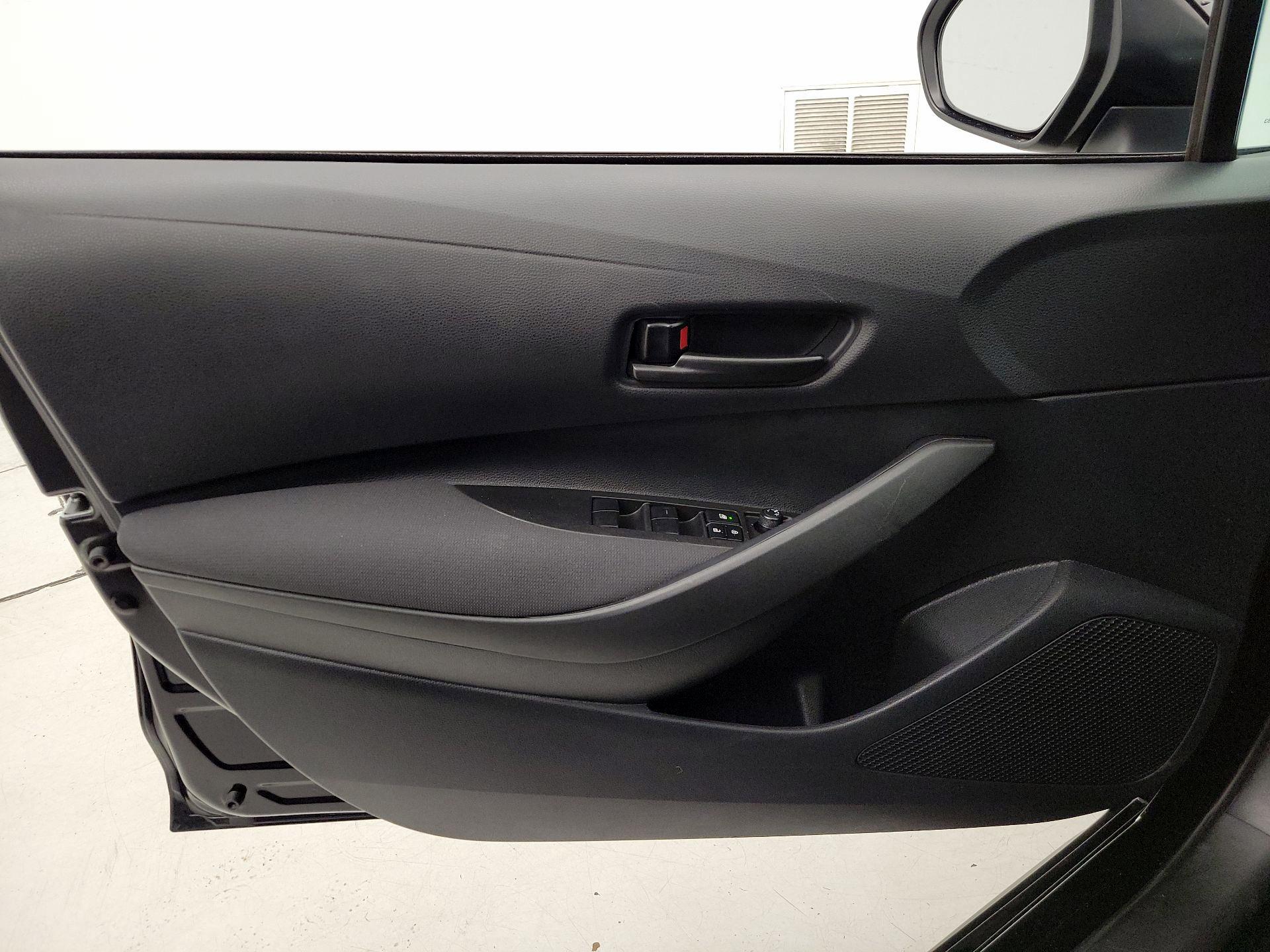 Thumbnail: 2025 Toyota Corolla - 12