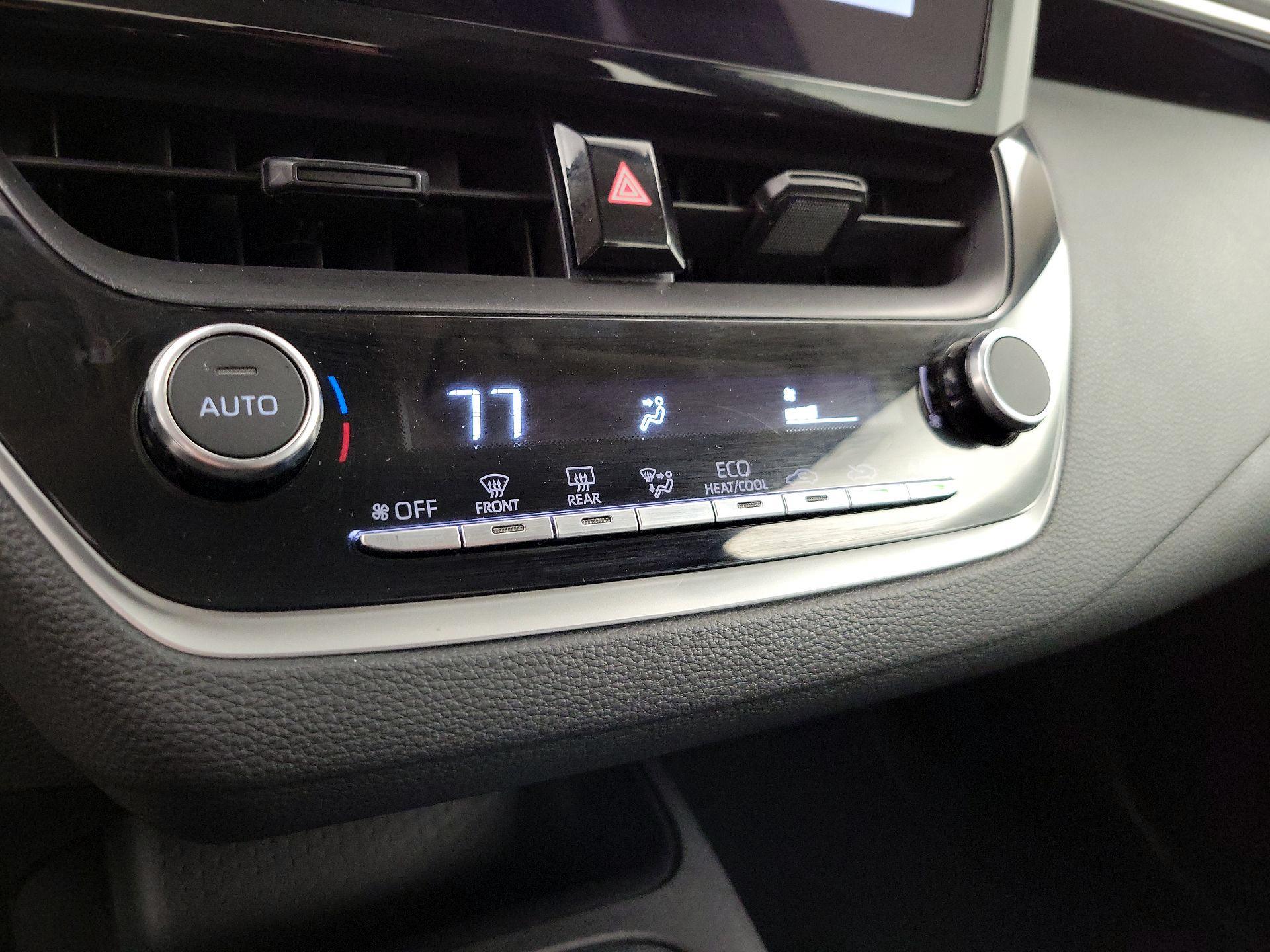 Thumbnail: 2025 Toyota Corolla - 16