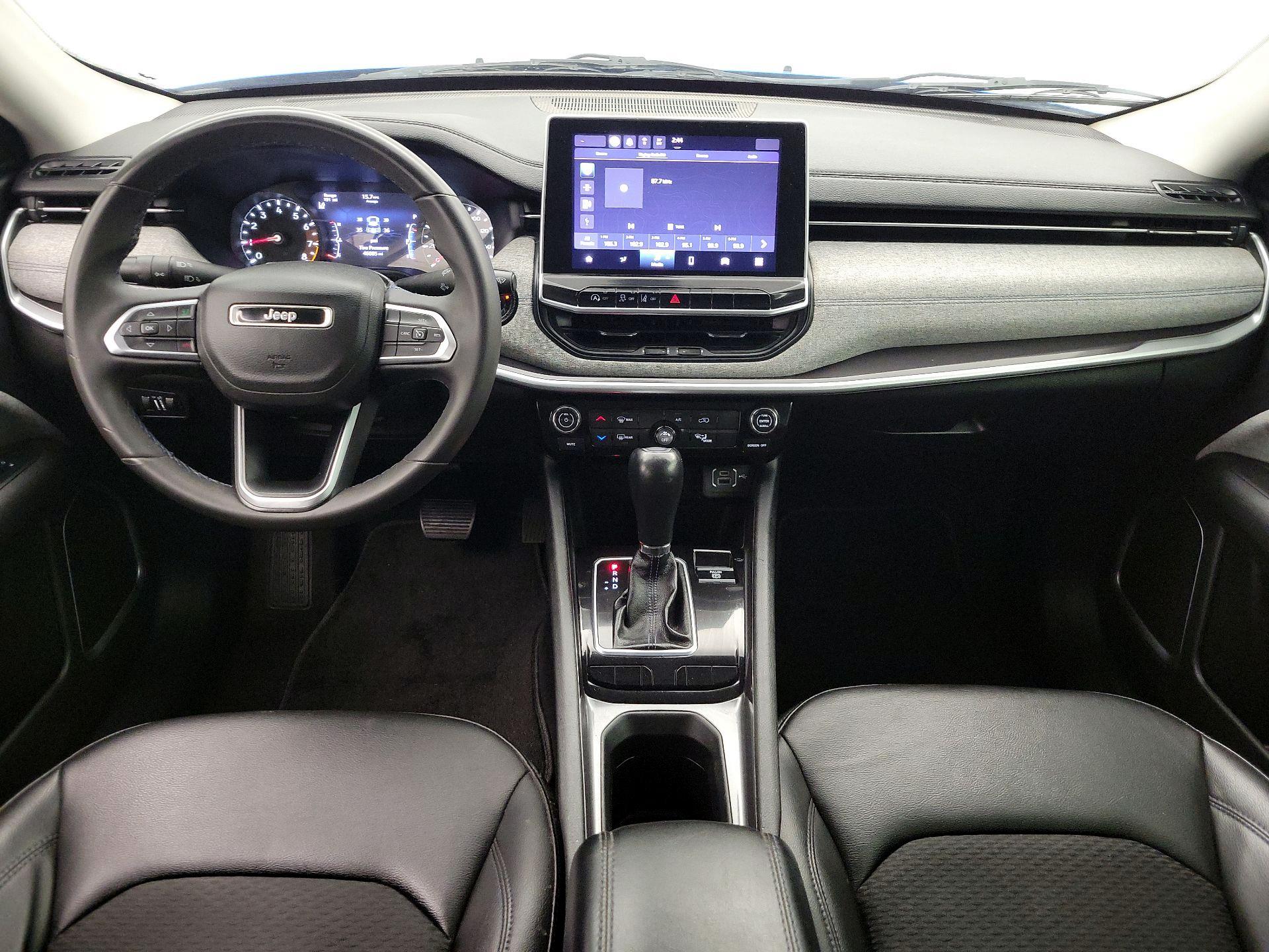 Thumbnail: 2022 Jeep Compass - 9