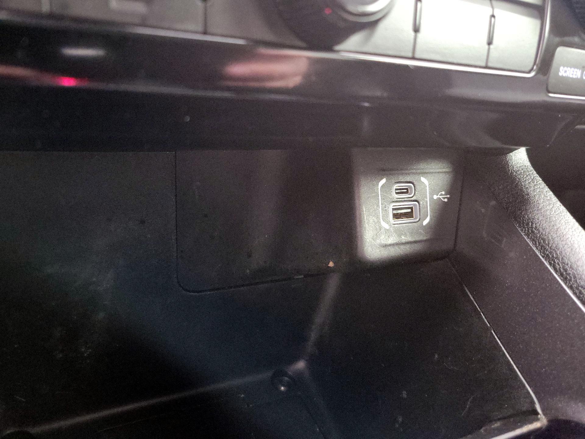 Thumbnail: 2022 Jeep Compass - 18