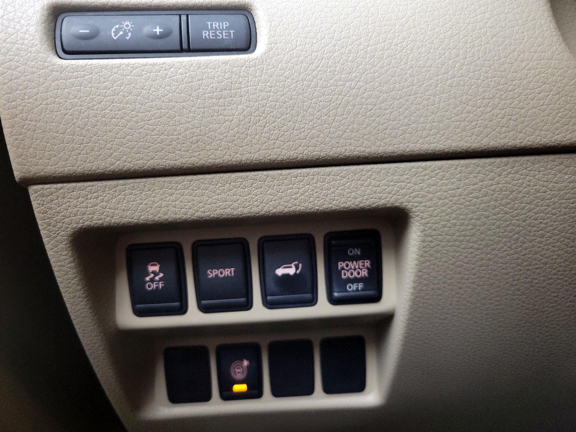 Thumbnail: 2014 Nissan Rogue - 13