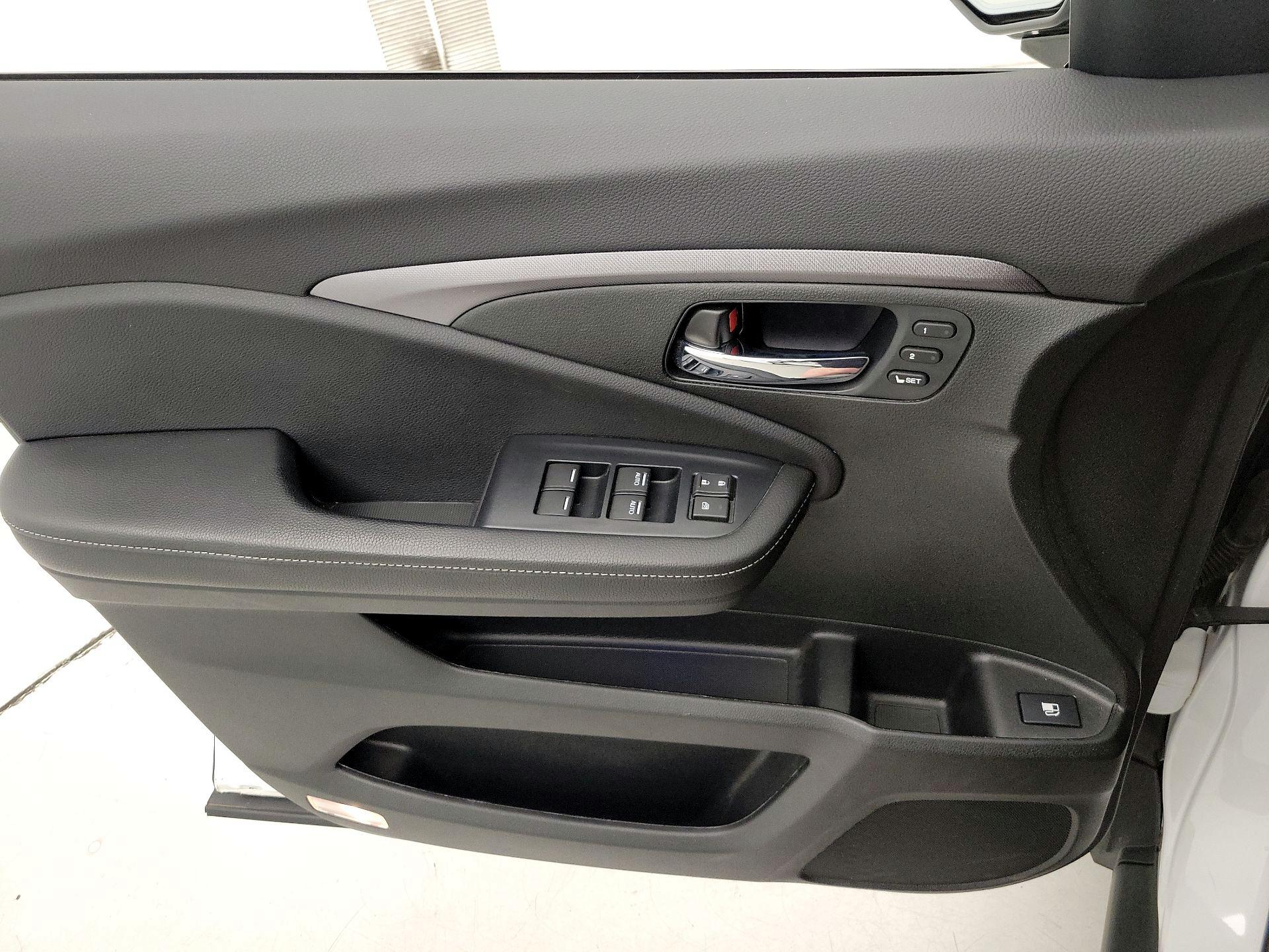 Thumbnail: 2023 Honda Ridgeline - 12