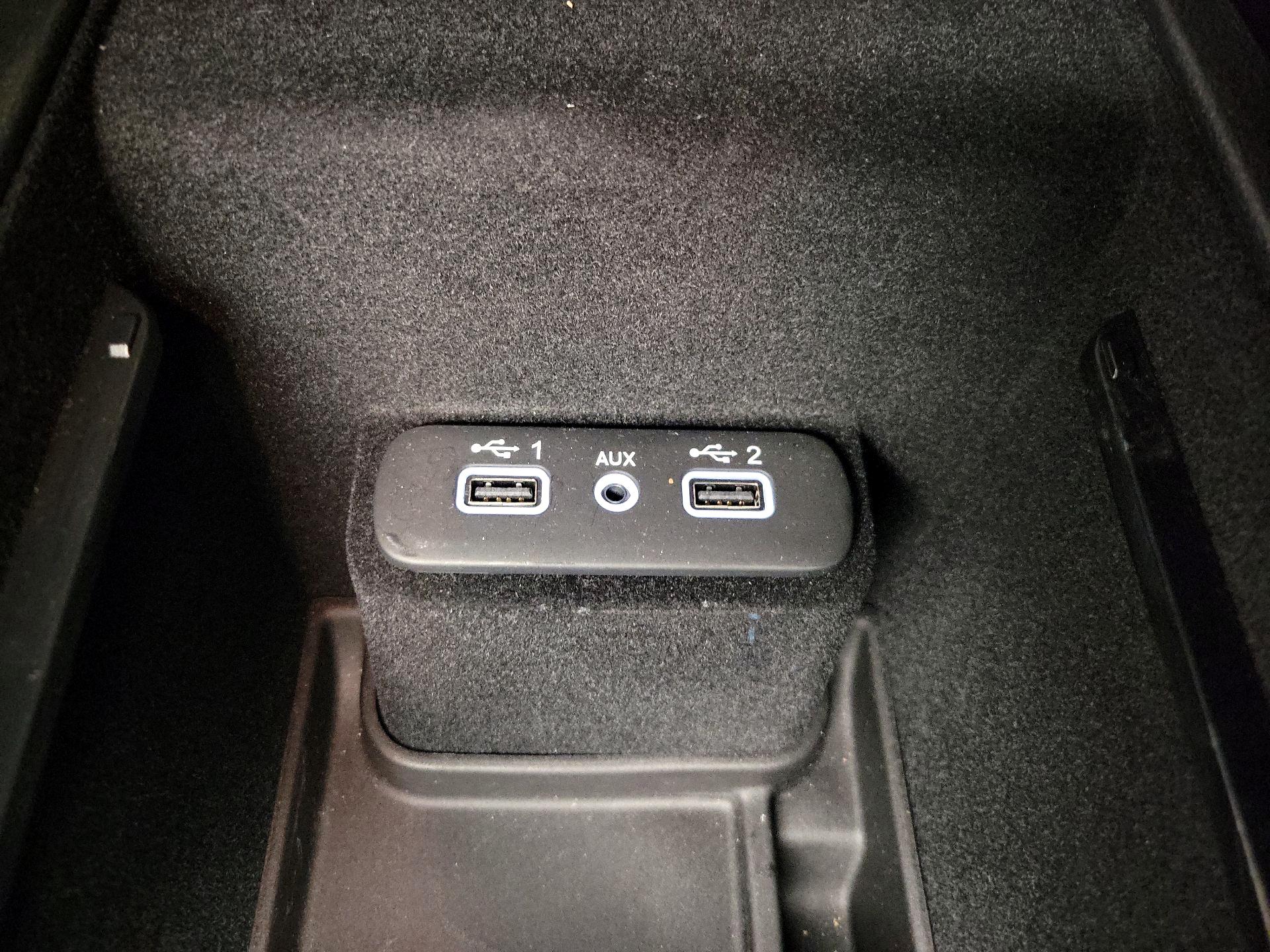 Thumbnail: 2023 Dodge Charger - 18