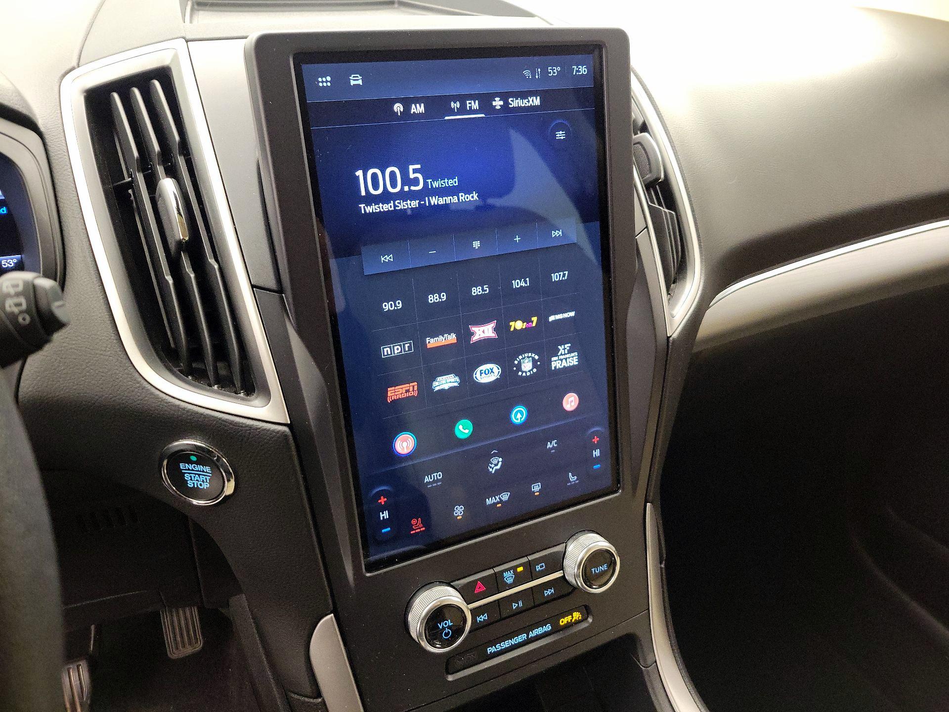 Thumbnail: 2022 Ford Edge - 15