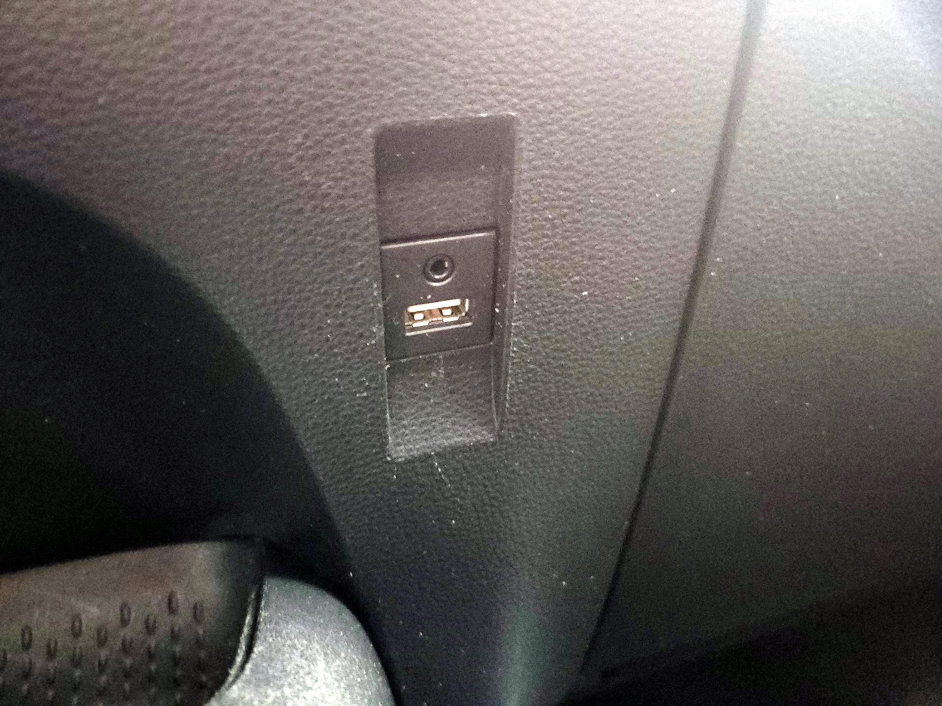 Thumbnail: 2020 Toyota Corolla - 18