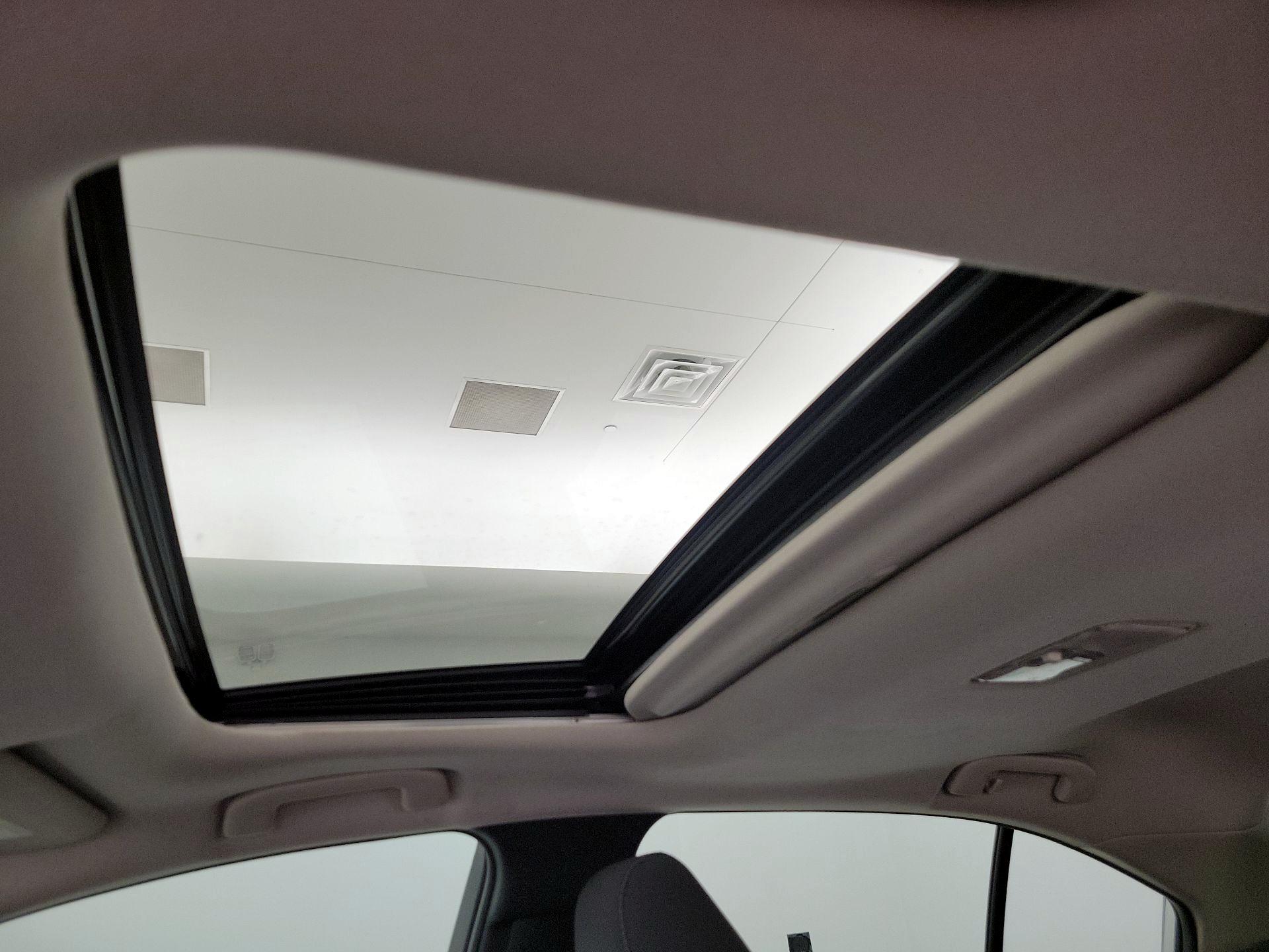 Thumbnail: 2020 Toyota Corolla - 19