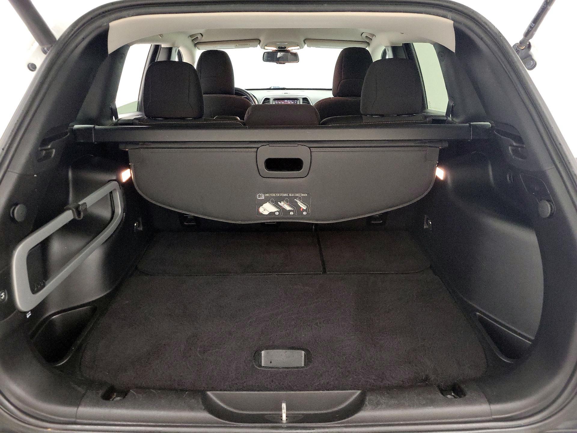 Thumbnail: 2016 Jeep Cherokee - 20